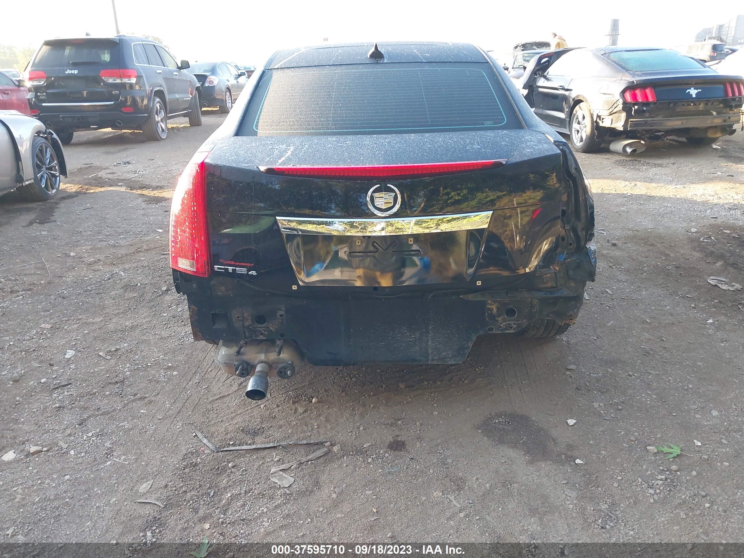 Photo 5 VIN: 1G6DG5EYXB0164211 - CADILLAC CTS 