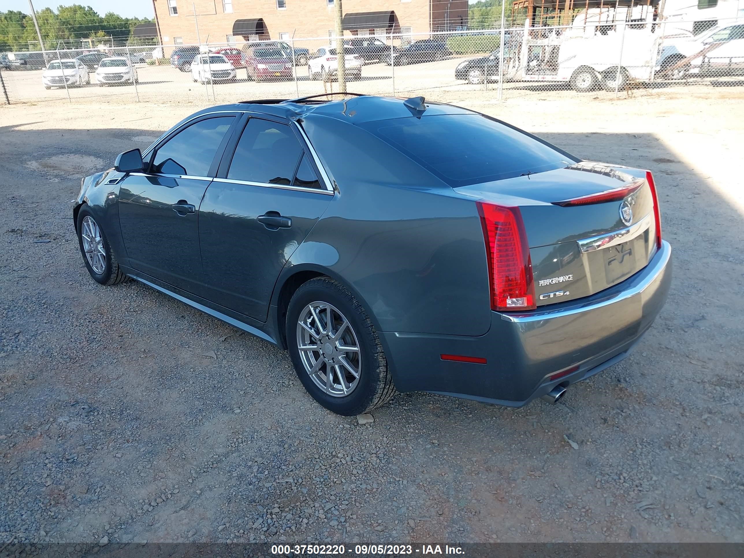 Photo 2 VIN: 1G6DH5EY1B0133412 - CADILLAC CTS 