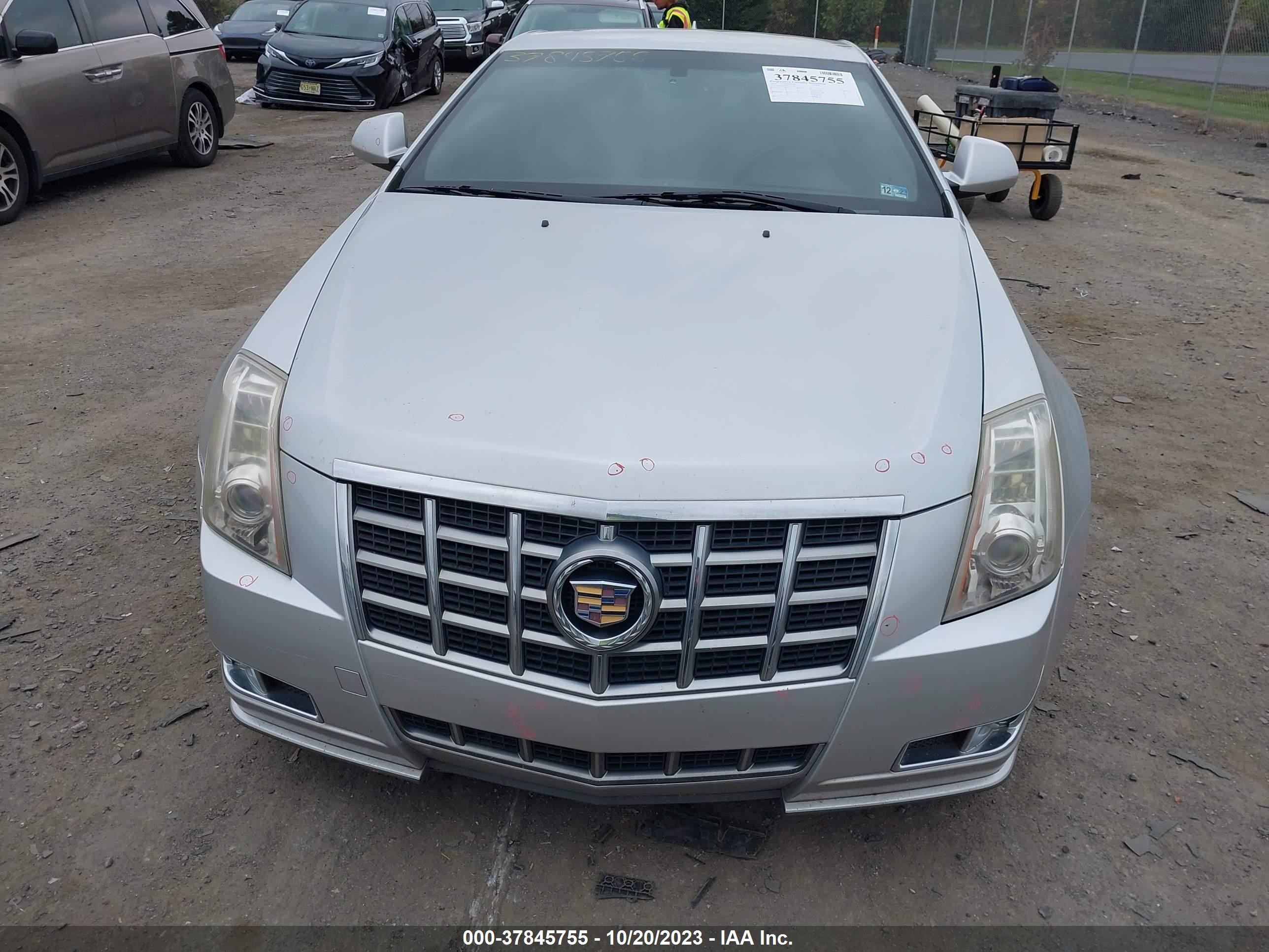 Photo 11 VIN: 1G6DJ1E36C0133344 - CADILLAC CTS 