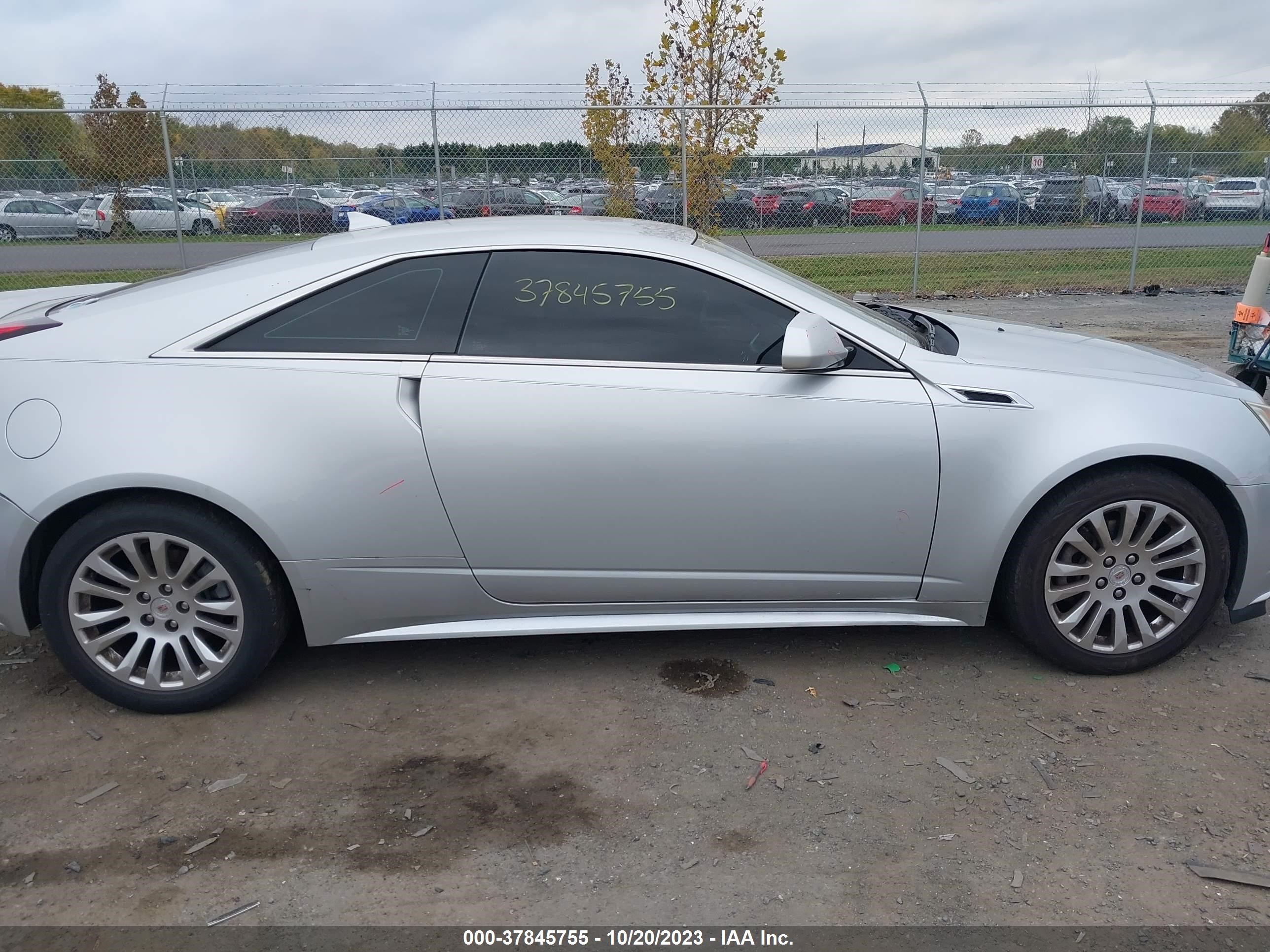 Photo 12 VIN: 1G6DJ1E36C0133344 - CADILLAC CTS 