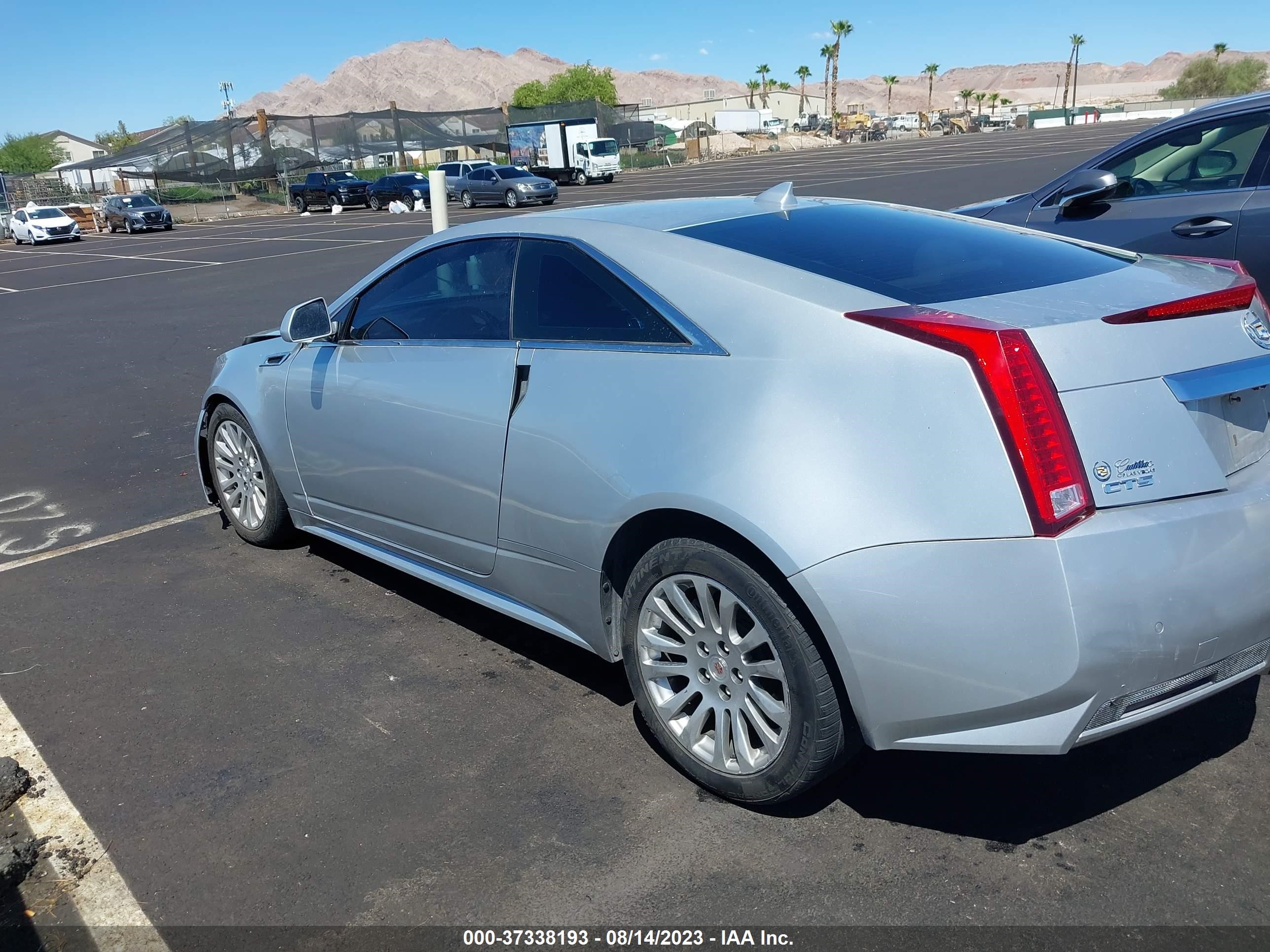 Photo 2 VIN: 1G6DJ1E37D0171151 - CADILLAC CTS 