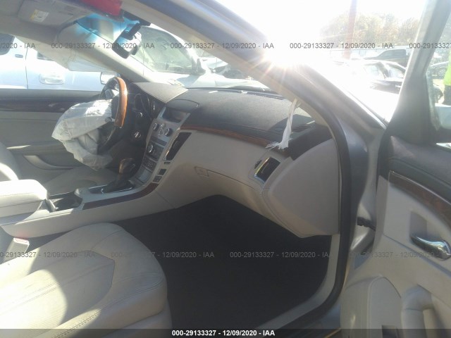 Photo 4 VIN: 1G6DJ5EYXB0168101 - CADILLAC CTS SEDAN 