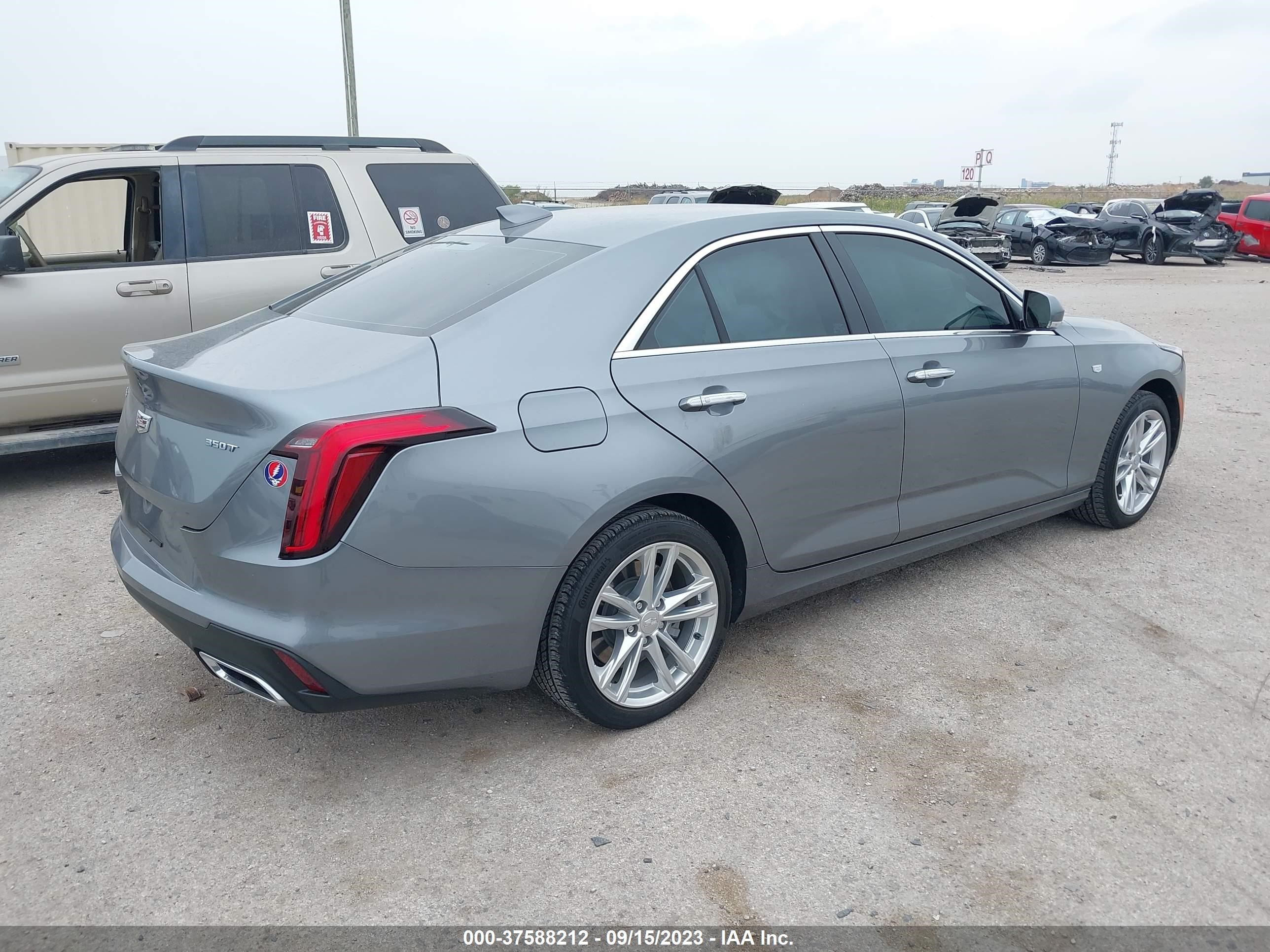 Photo 3 VIN: 1G6DJ5RK1M0144312 - CADILLAC CT4 