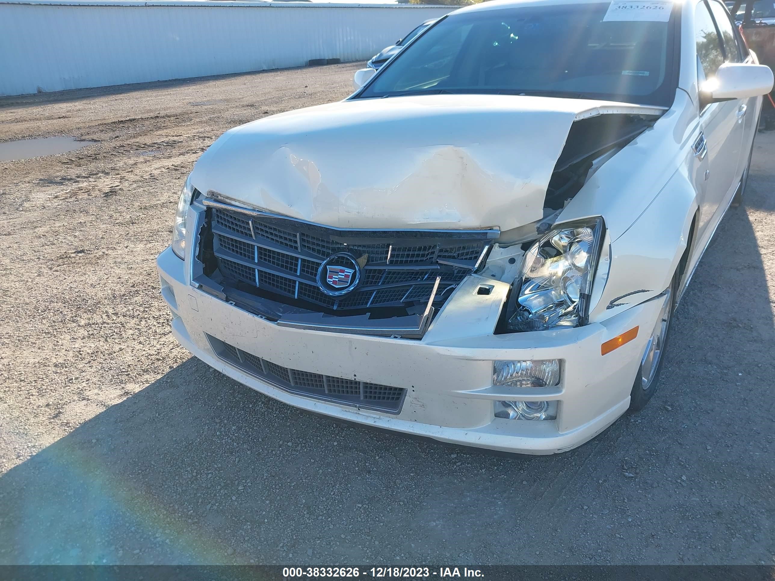 Photo 5 VIN: 1G6DK67V580139751 - CADILLAC STS 