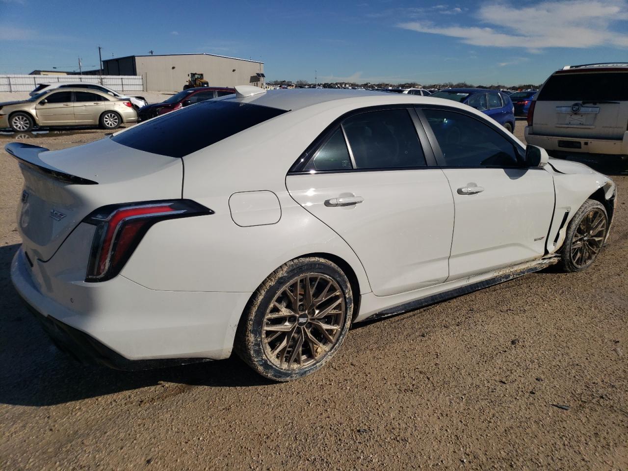 Photo 2 VIN: 1G6DL5RP0P0410932 - CADILLAC CT4 