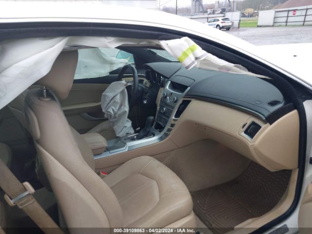 Photo 4 VIN: 1G6DM1E3XC0105540 - CADILLAC CTS 