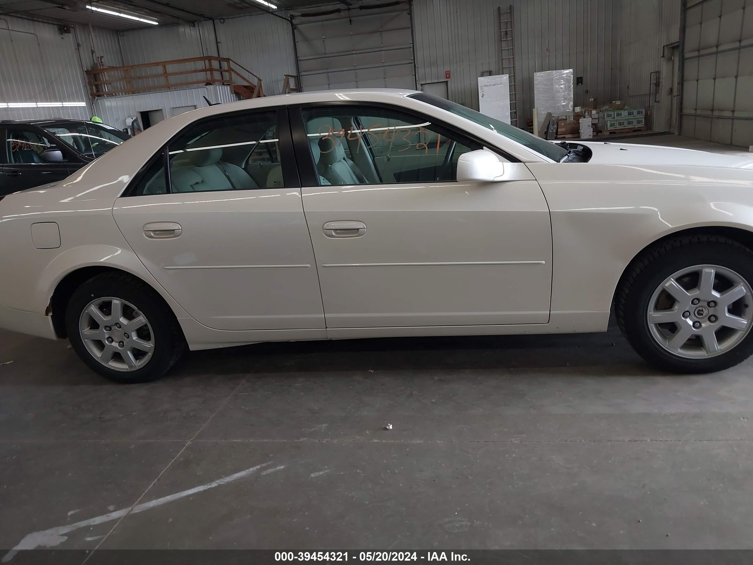 Photo 12 VIN: 1G6DM56T250170990 - CADILLAC CTS 