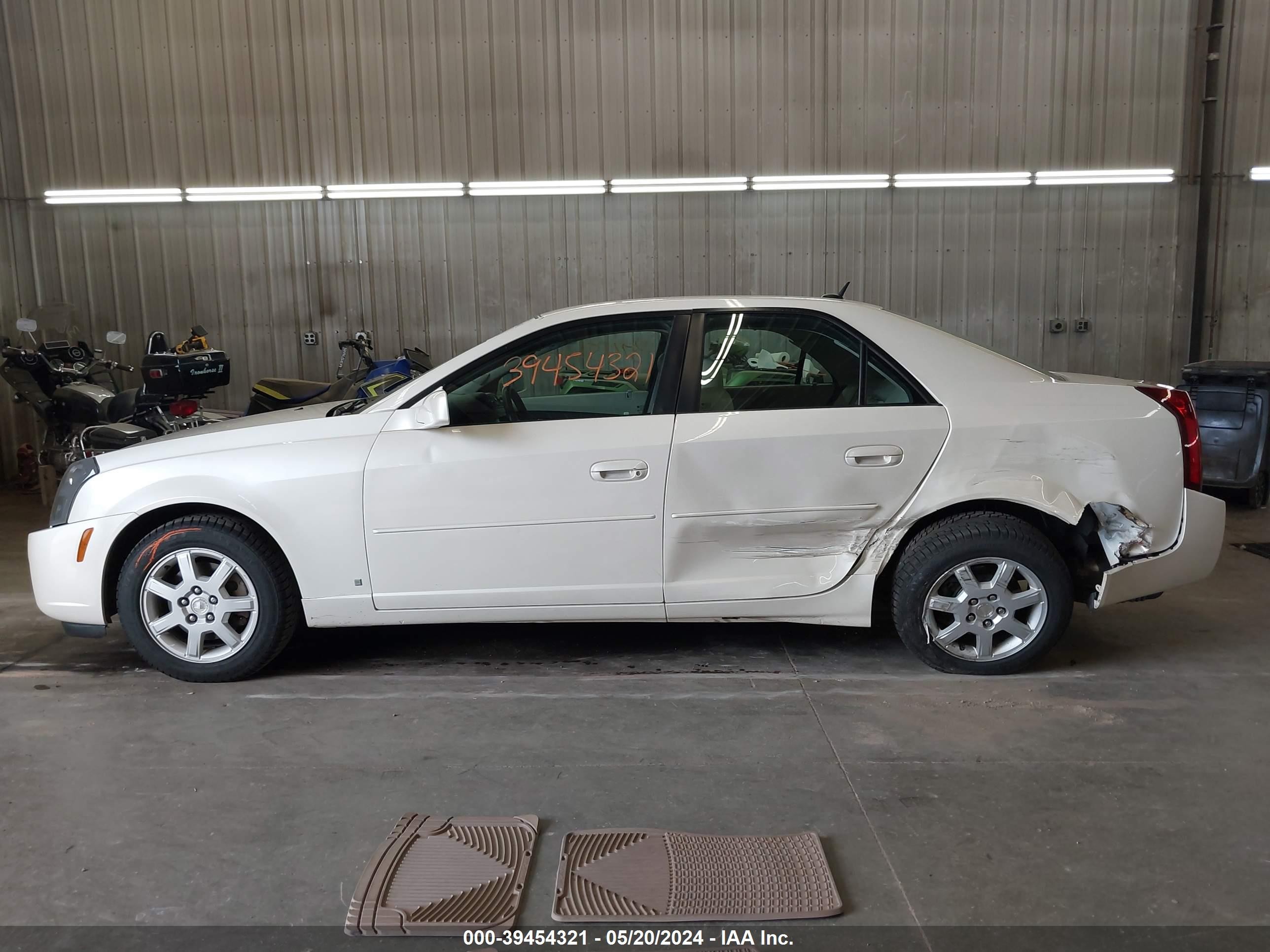 Photo 13 VIN: 1G6DM56T250170990 - CADILLAC CTS 