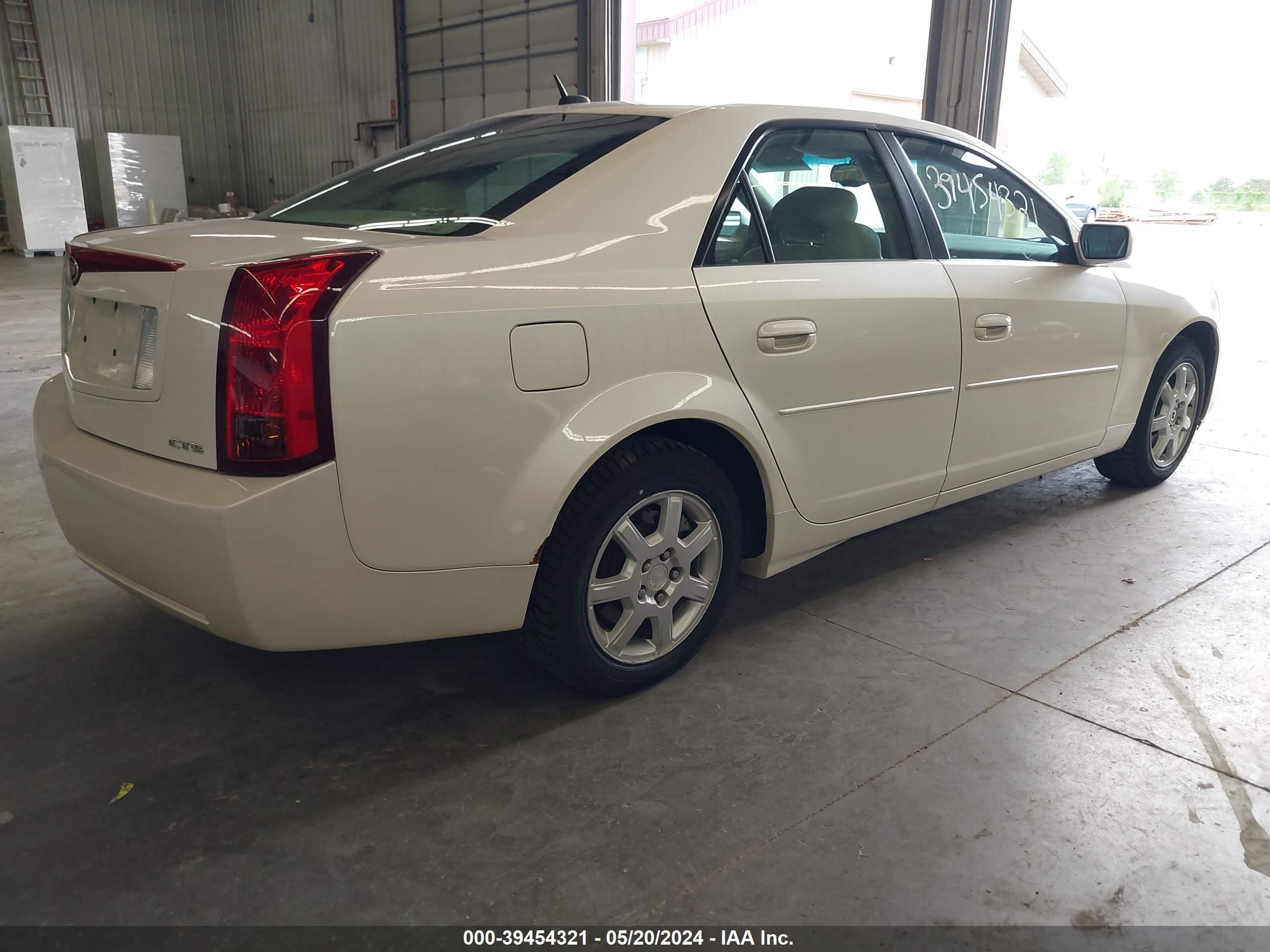 Photo 3 VIN: 1G6DM56T250170990 - CADILLAC CTS 