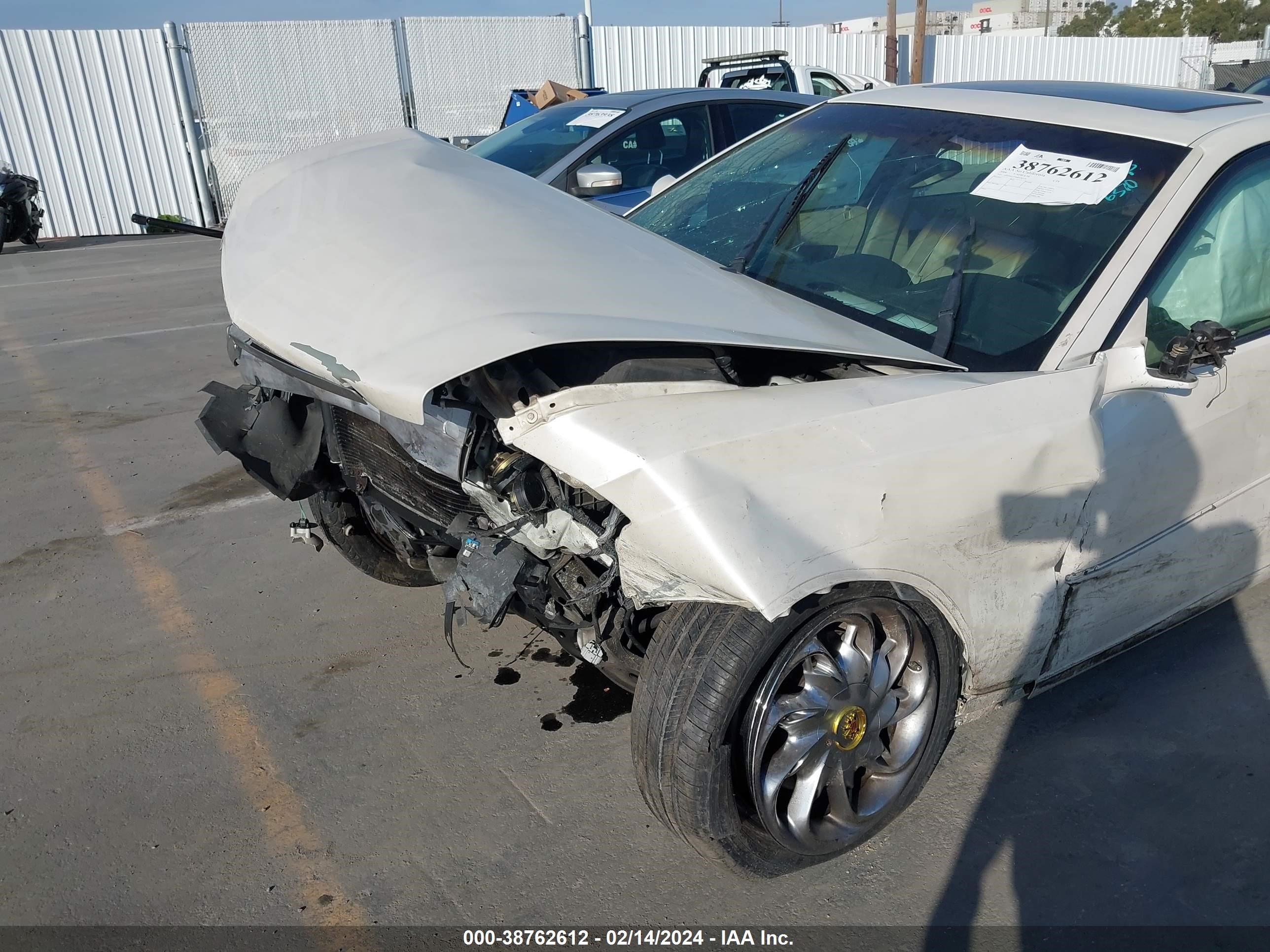 Photo 5 VIN: 1G6DM577040136370 - CADILLAC CTS 