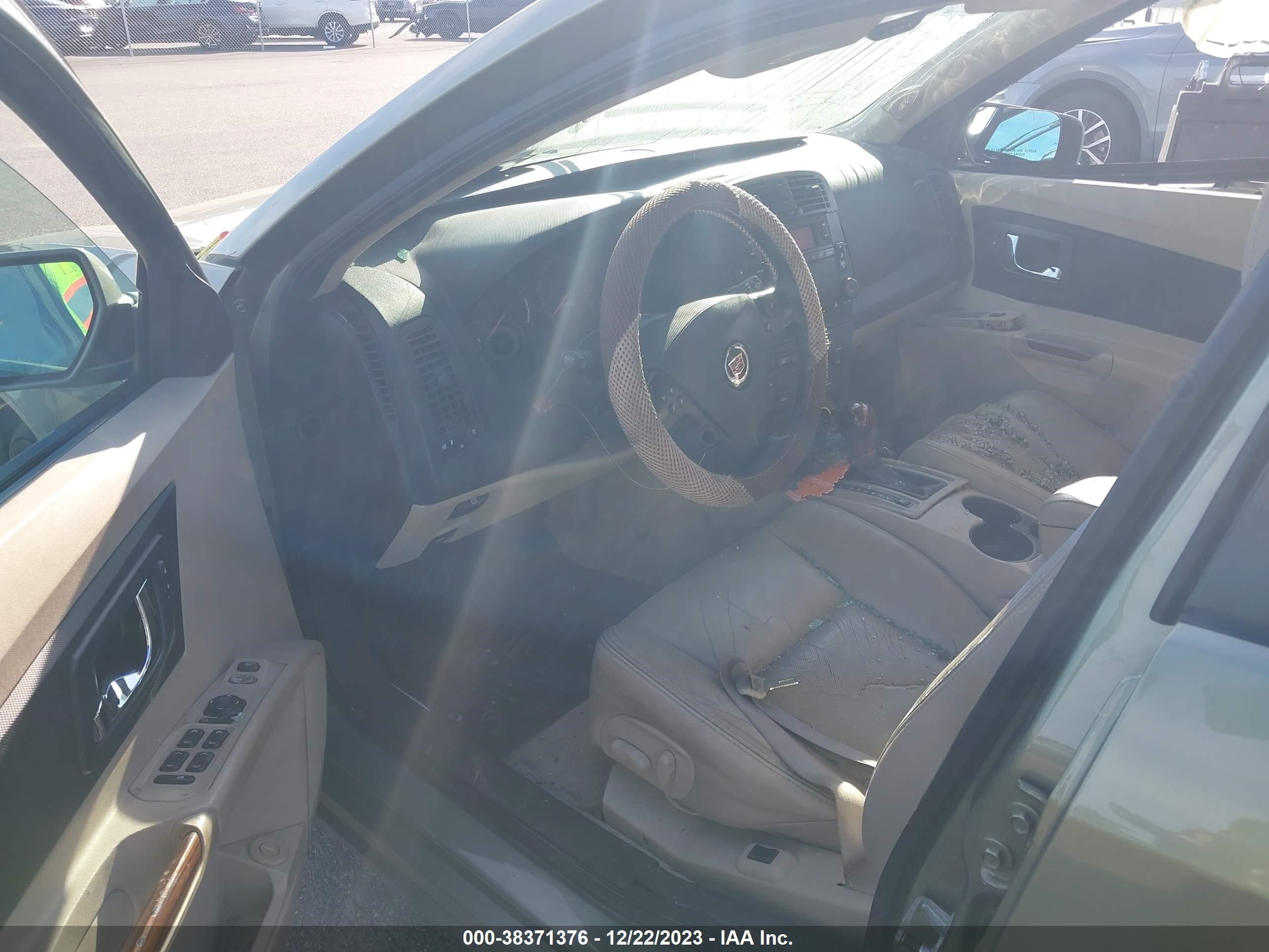 Photo 4 VIN: 1G6DM577040187819 - CADILLAC CTS 