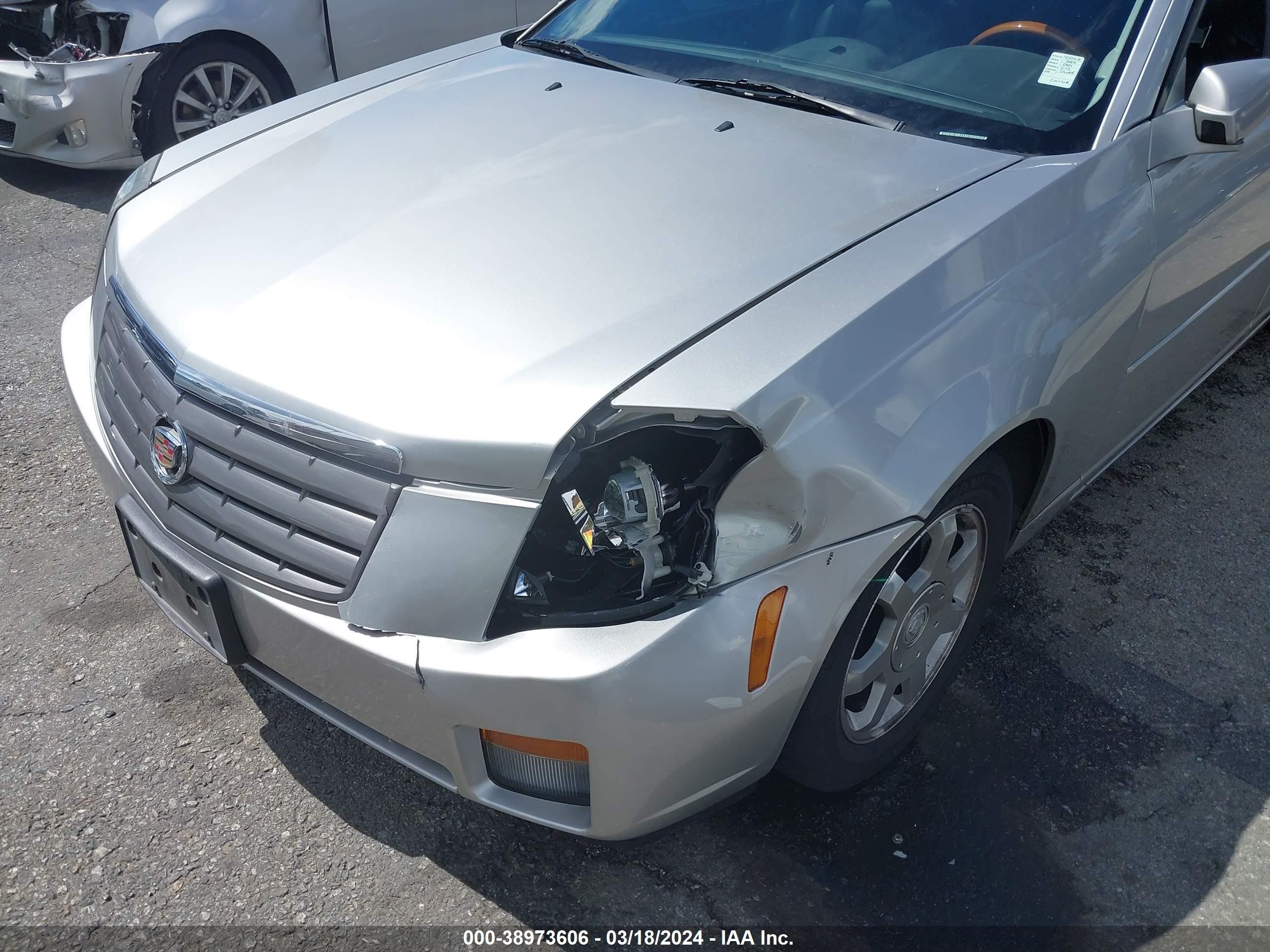 Photo 5 VIN: 1G6DM577X40166668 - CADILLAC CTS 