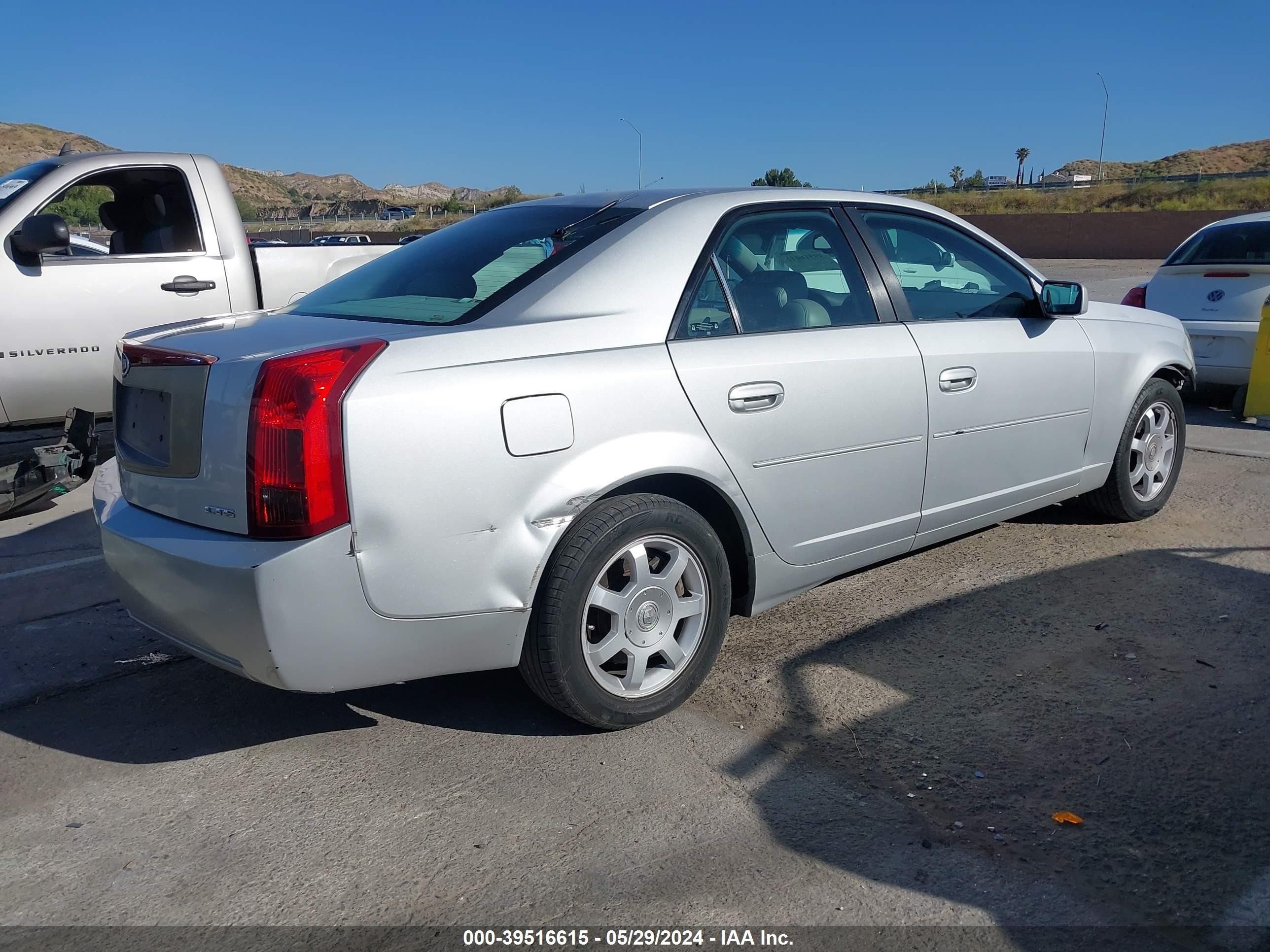 Photo 3 VIN: 1G6DM57N430105555 - CADILLAC CTS 