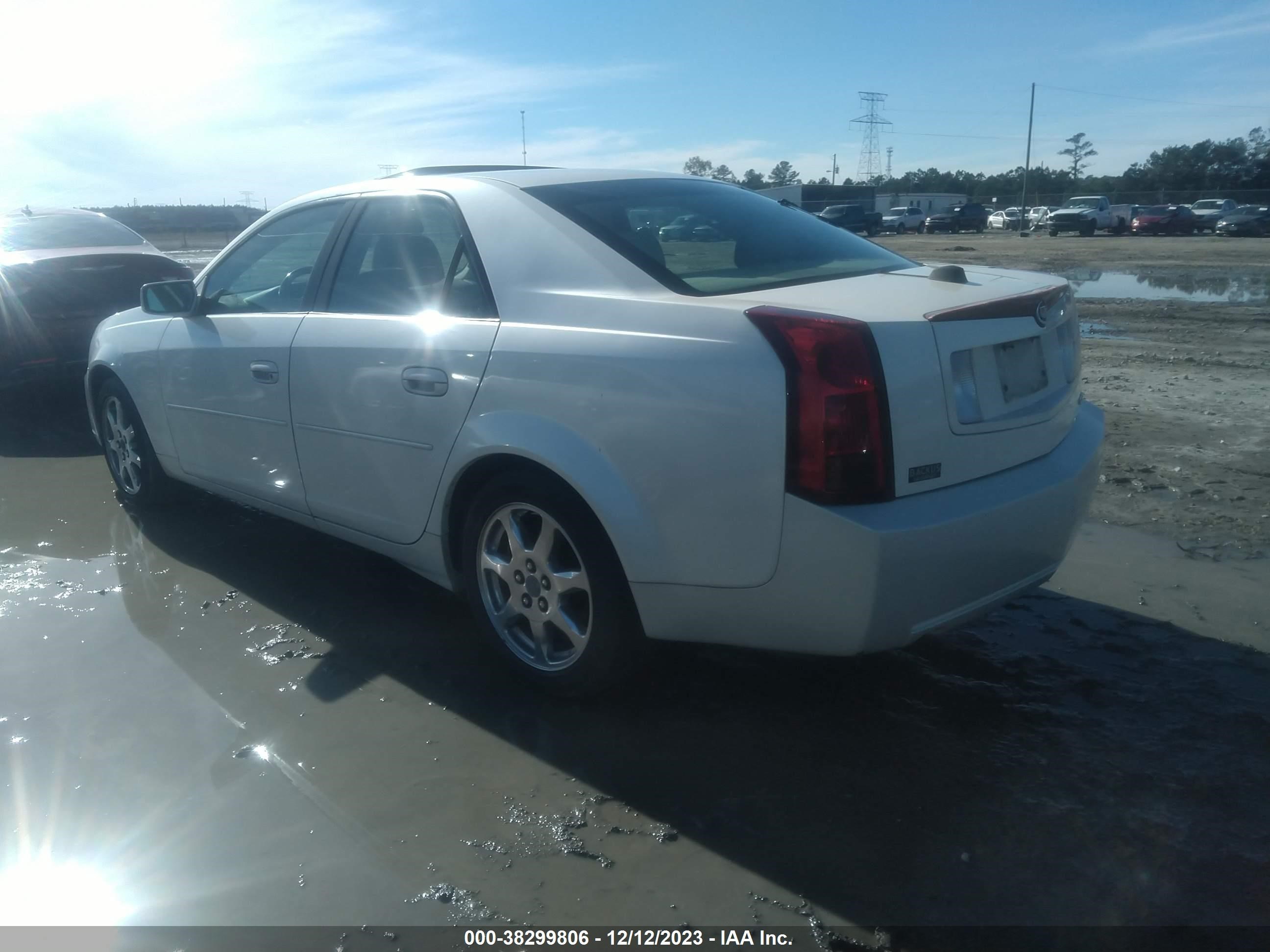 Photo 2 VIN: 1G6DM57N630100261 - CADILLAC CTS 