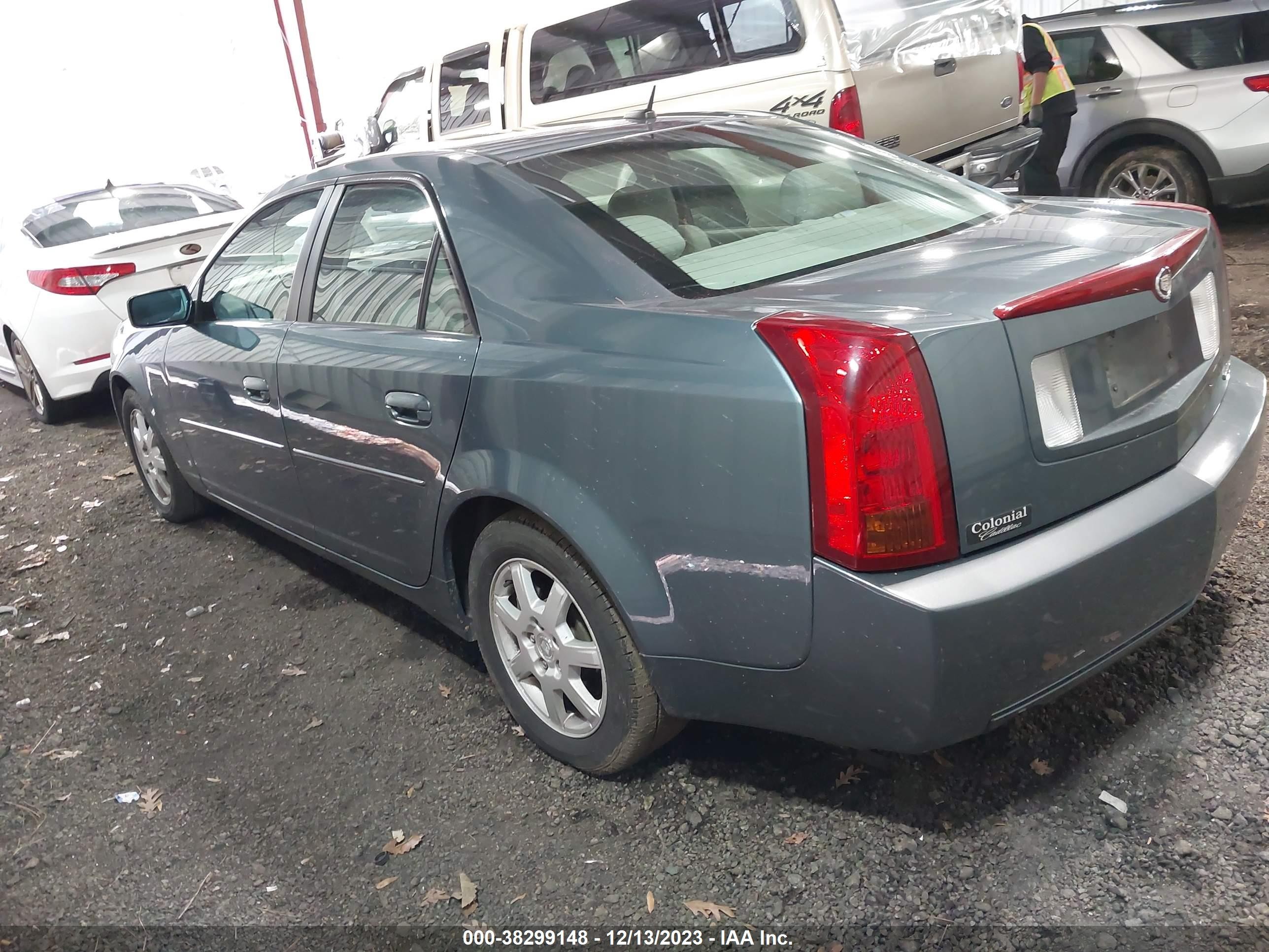 Photo 2 VIN: 1G6DM57T060144744 - CADILLAC CTS 