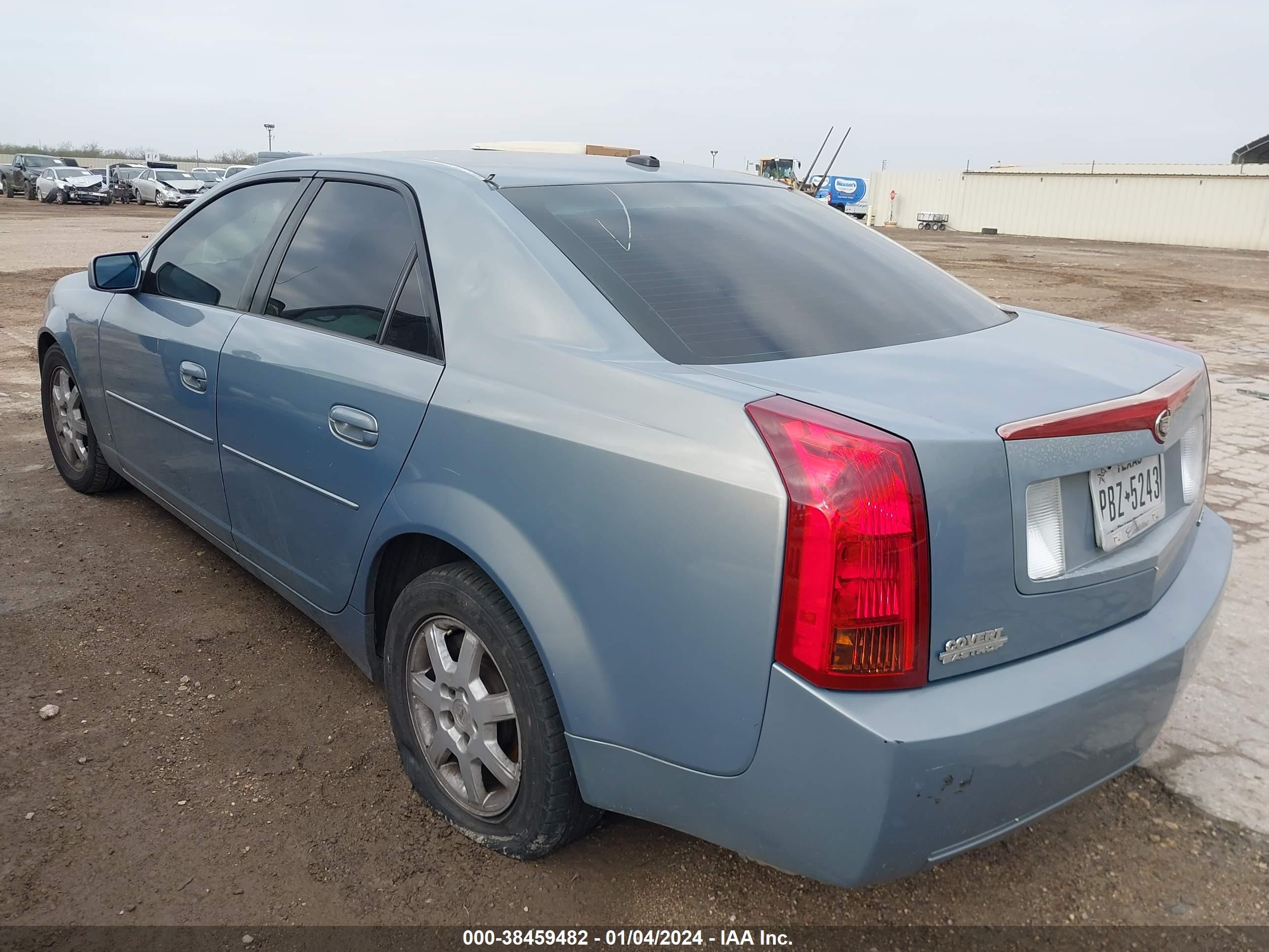 Photo 2 VIN: 1G6DM57T070167233 - CADILLAC CTS 