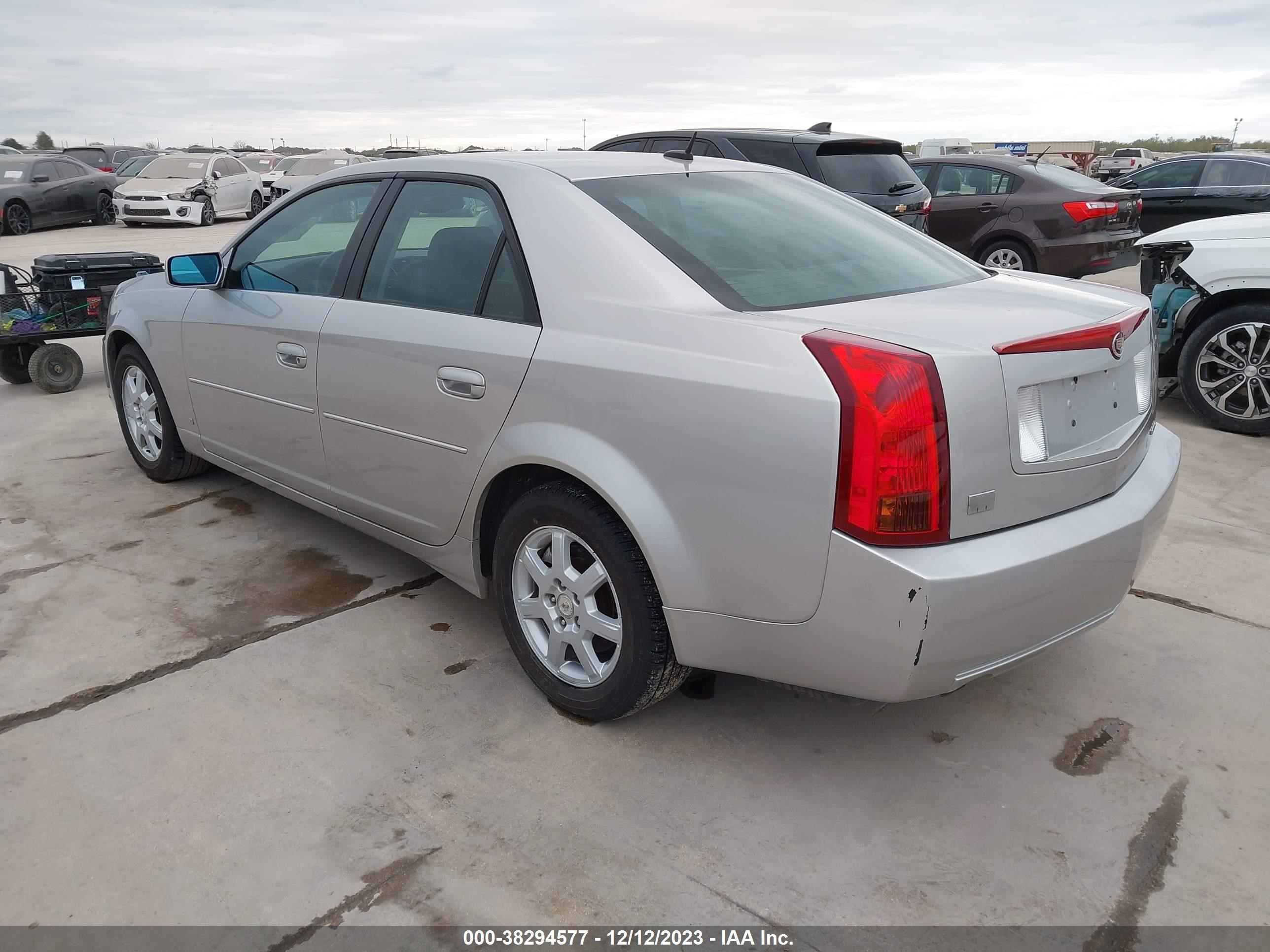 Photo 2 VIN: 1G6DM57T470171043 - CADILLAC CTS 