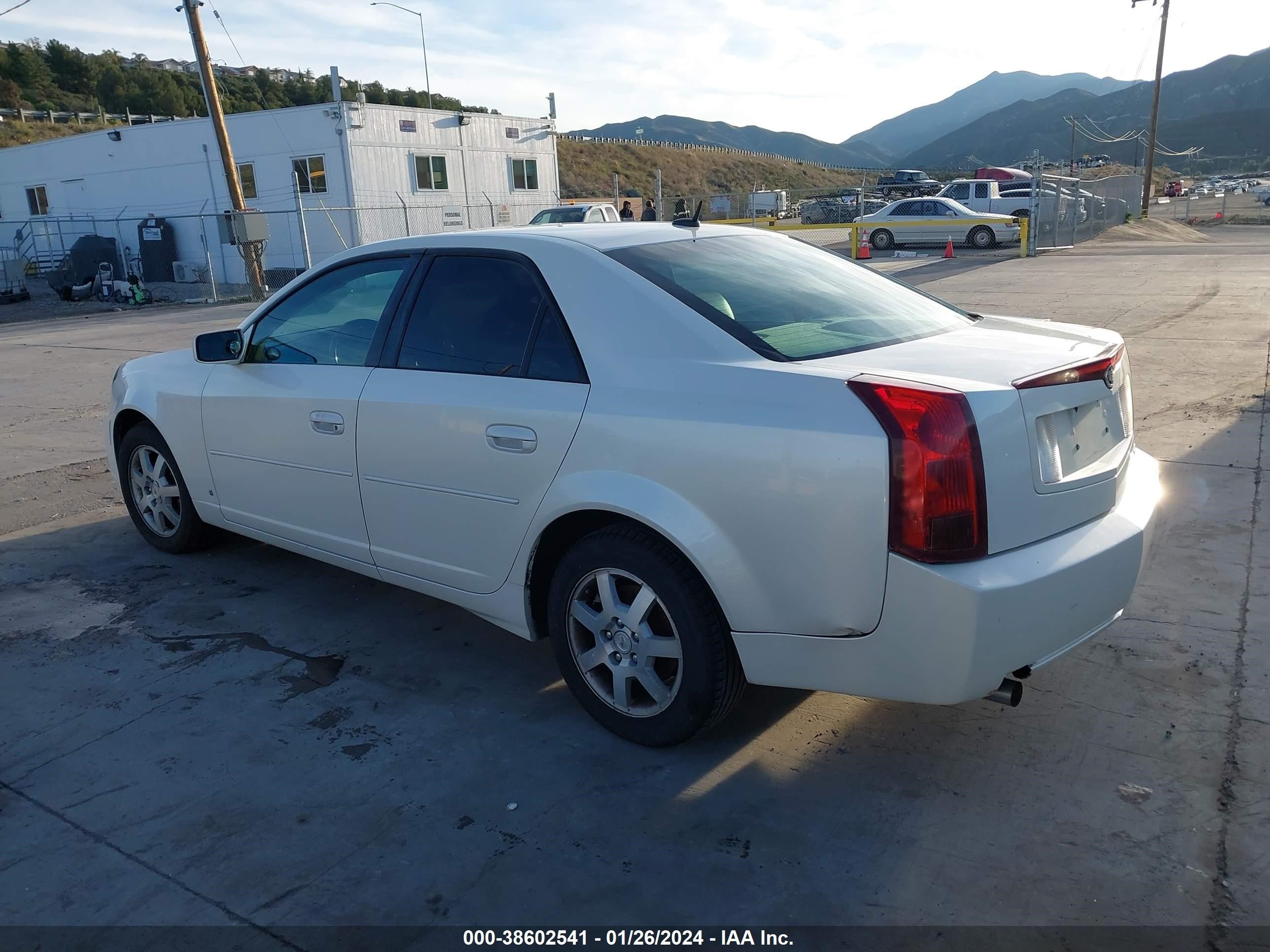 Photo 2 VIN: 1G6DM57TX70105967 - CADILLAC CTS 