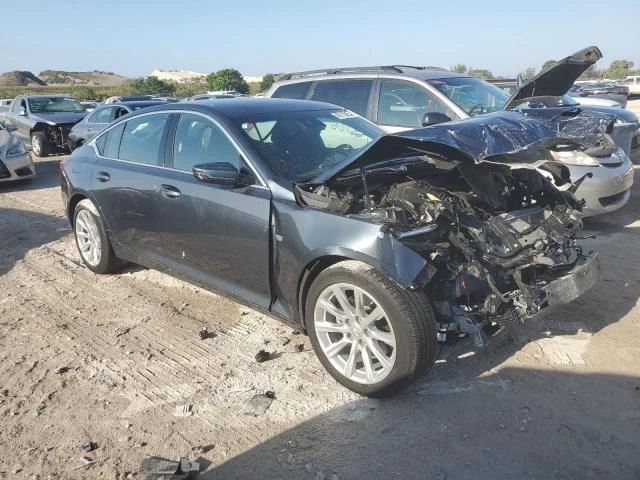 Photo 3 VIN: 1G6DM5RK5M0106413 - CADILLAC CT5 LUXURY 