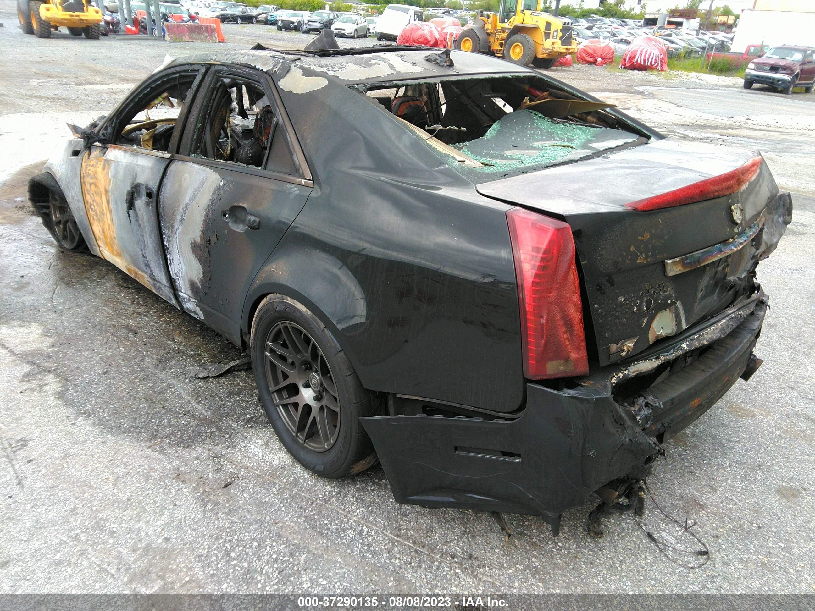 Photo 2 VIN: 1G6DN57P190171536 - CADILLAC CTS-V 