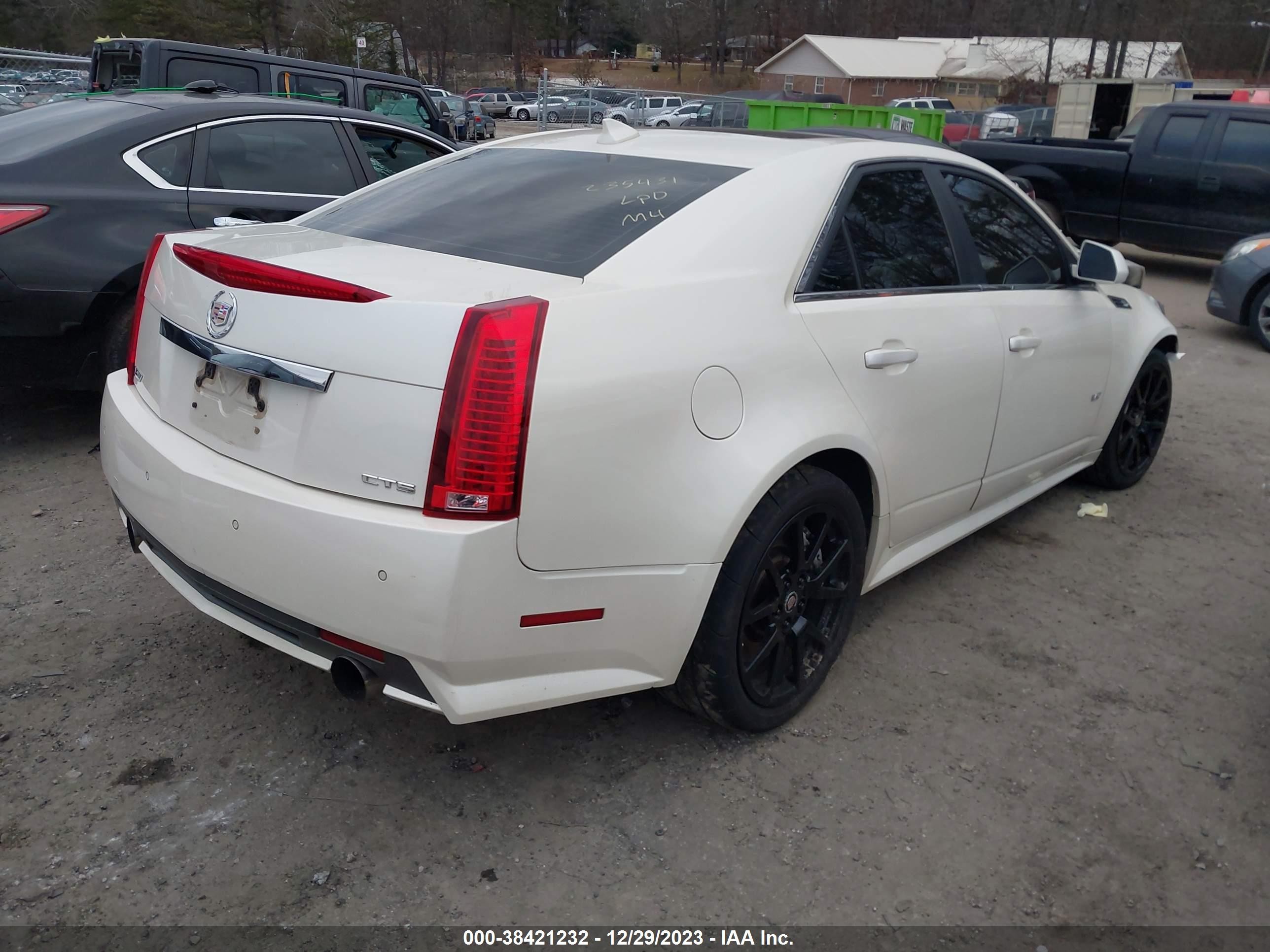 Photo 3 VIN: 1G6DN57P890154894 - CADILLAC CTS-V 