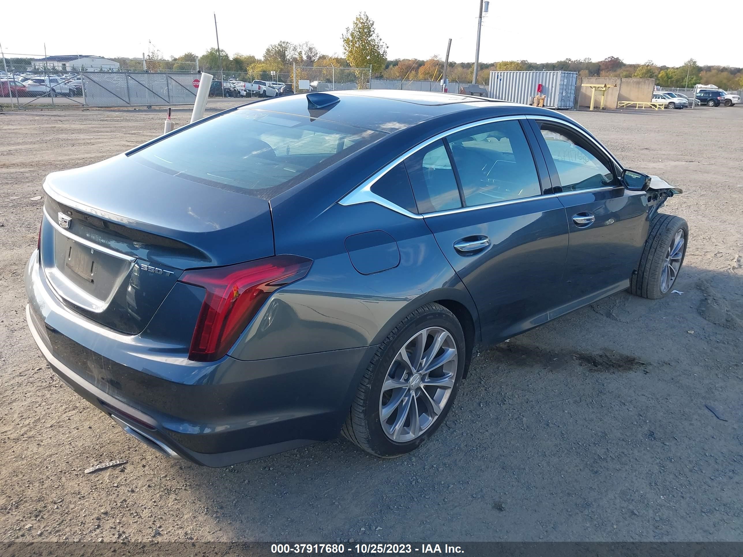 Photo 3 VIN: 1G6DN5RK2L0153216 - CADILLAC CT5 