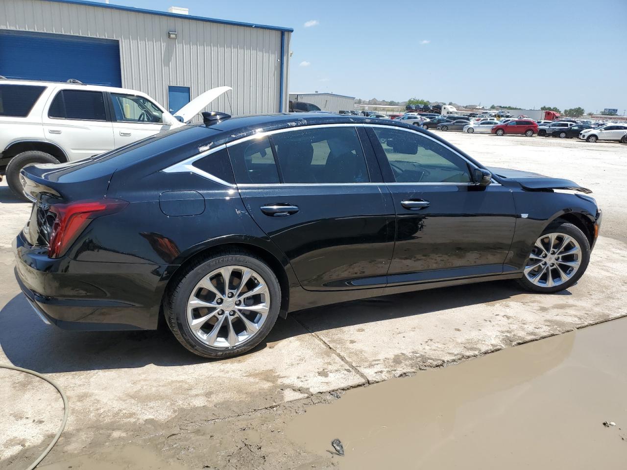 Photo 2 VIN: 1G6DN5RK6P0111749 - CADILLAC CT5 