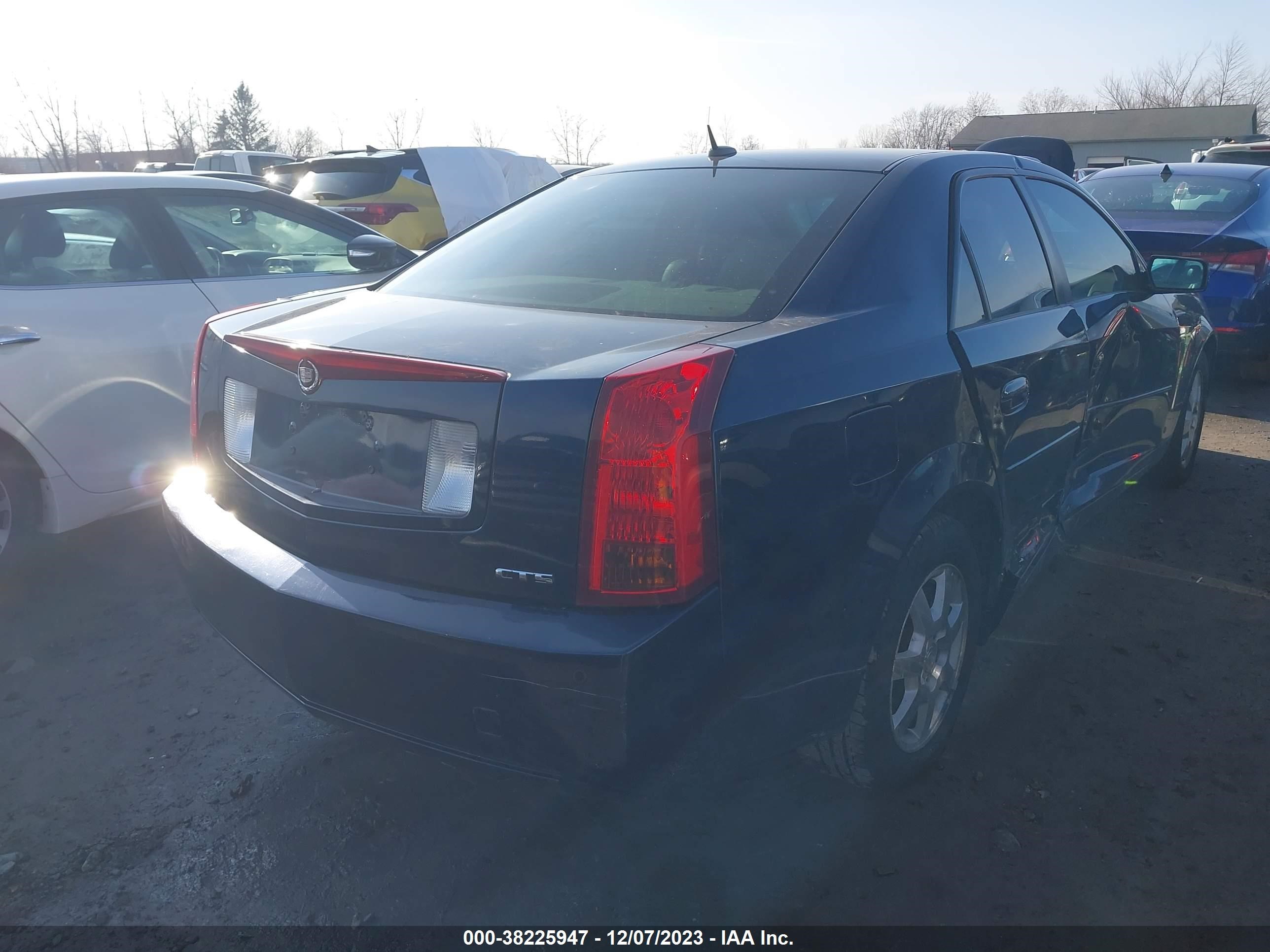 Photo 3 VIN: 1G6DP577060213698 - CADILLAC CTS 