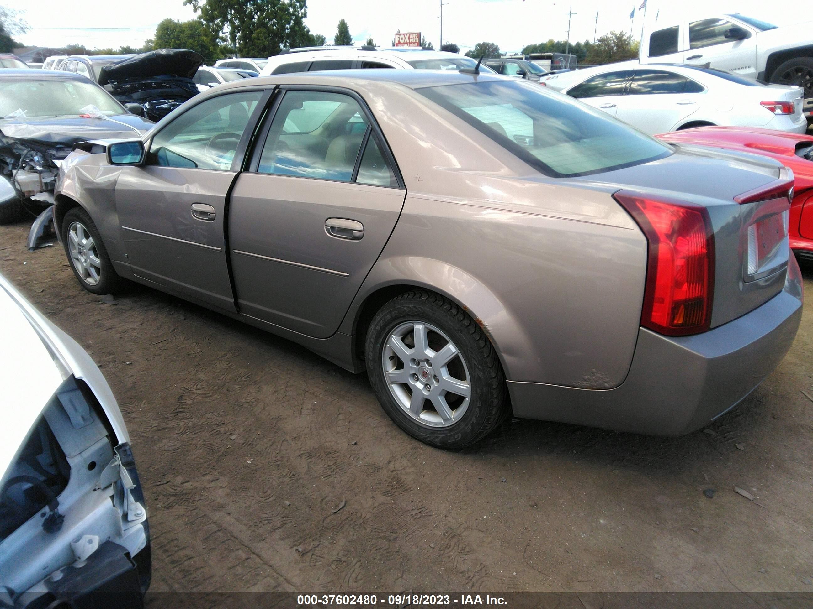 Photo 2 VIN: 1G6DP577570180537 - CADILLAC CTS 