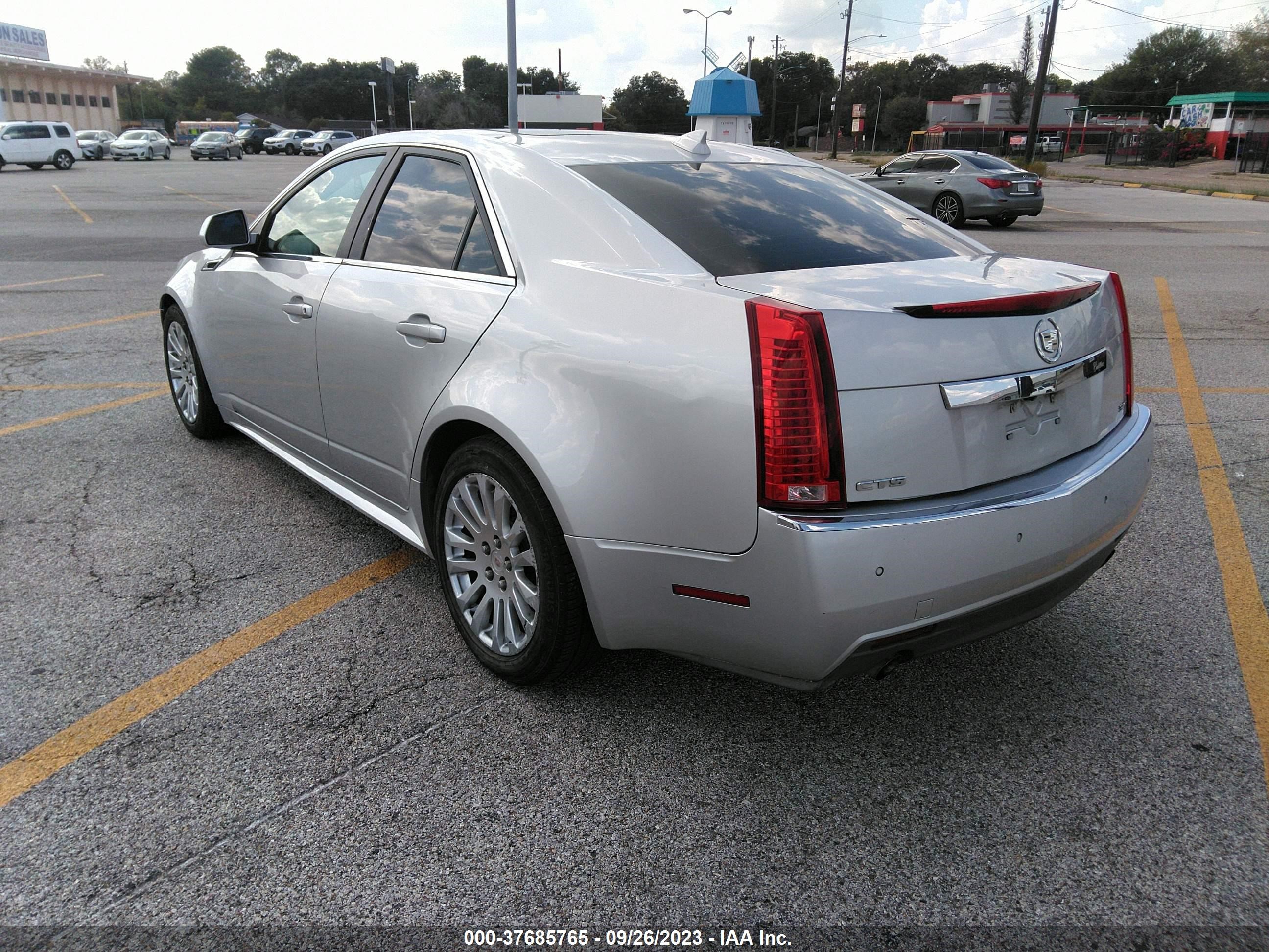 Photo 3 VIN: 1G6DP5E39D0102807 - CADILLAC CTS 