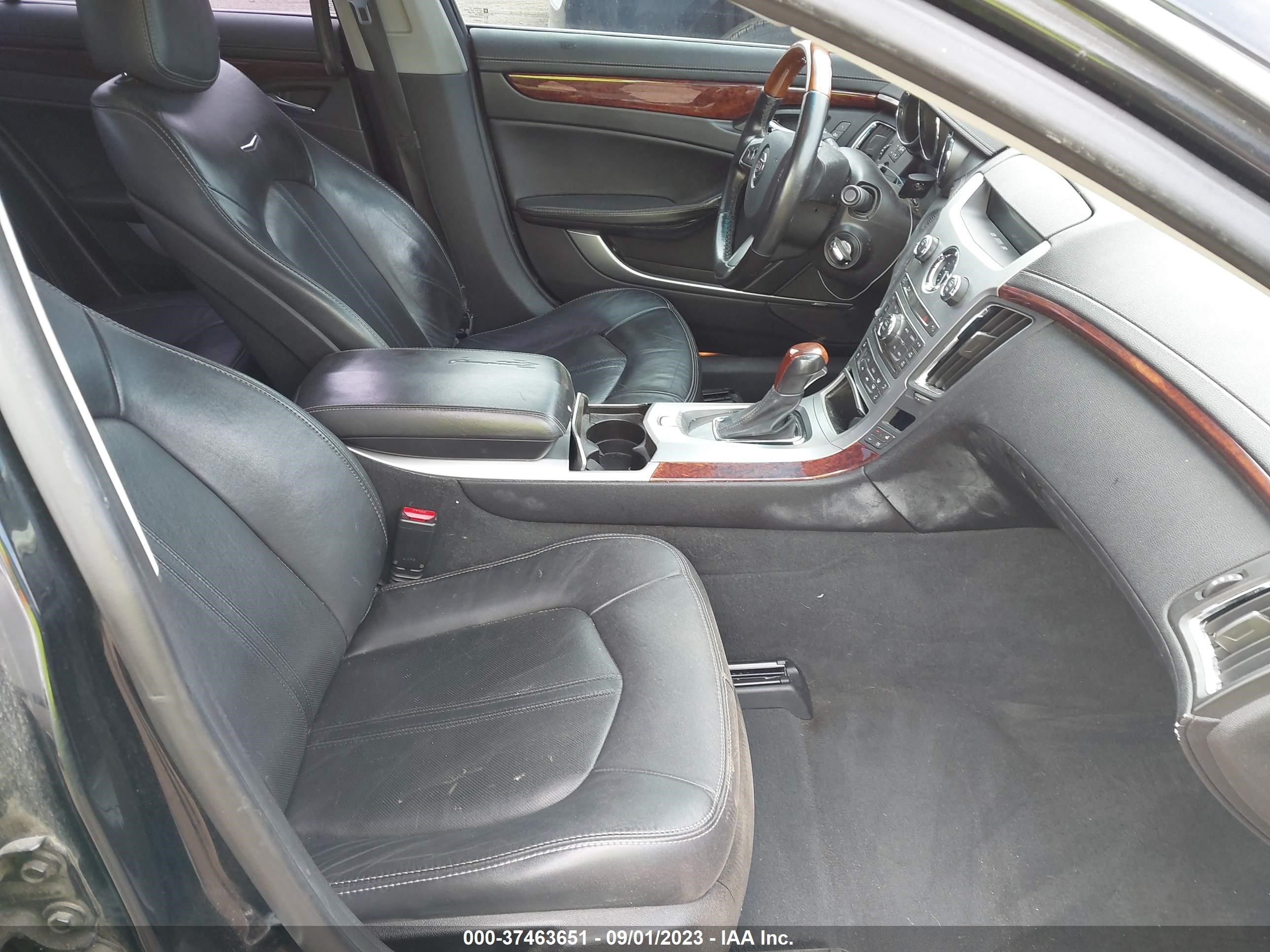 Photo 4 VIN: 1G6DP5E3XC0105729 - CADILLAC CTS 