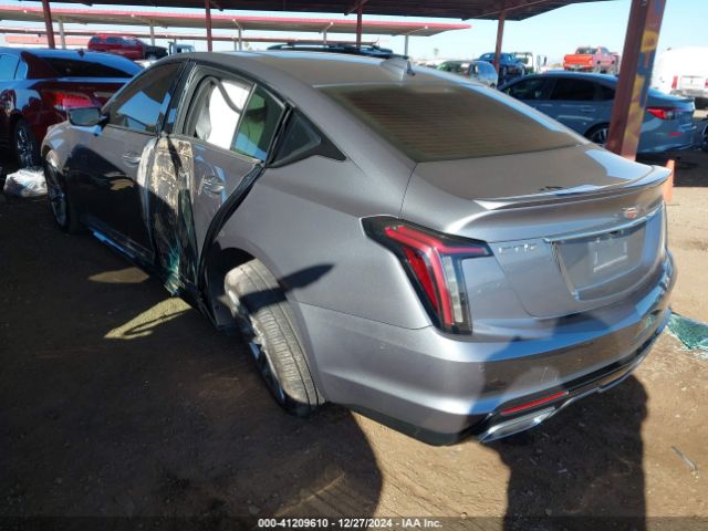 Photo 2 VIN: 1G6DP5RK1N0112282 - CADILLAC CT5 