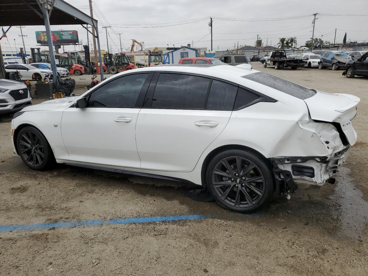 Photo 1 VIN: 1G6DP5RK1N0120981 - CADILLAC CT5 