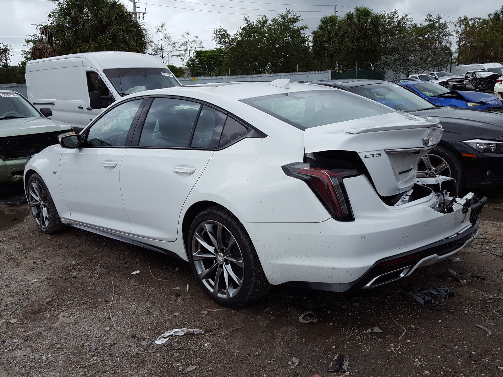 Photo 2 VIN: 1G6DP5RK4L0121152 - CADILLAC CT5 SPORT 