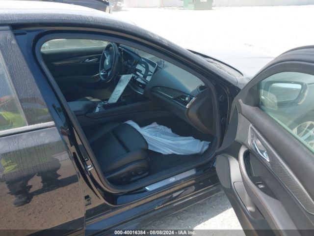 Photo 4 VIN: 1G6DP5RK4L0150750 - CADILLAC CT5 