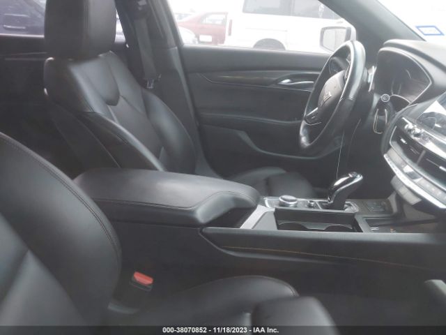 Photo 4 VIN: 1G6DP5RK7L0155702 - CADILLAC CT5 