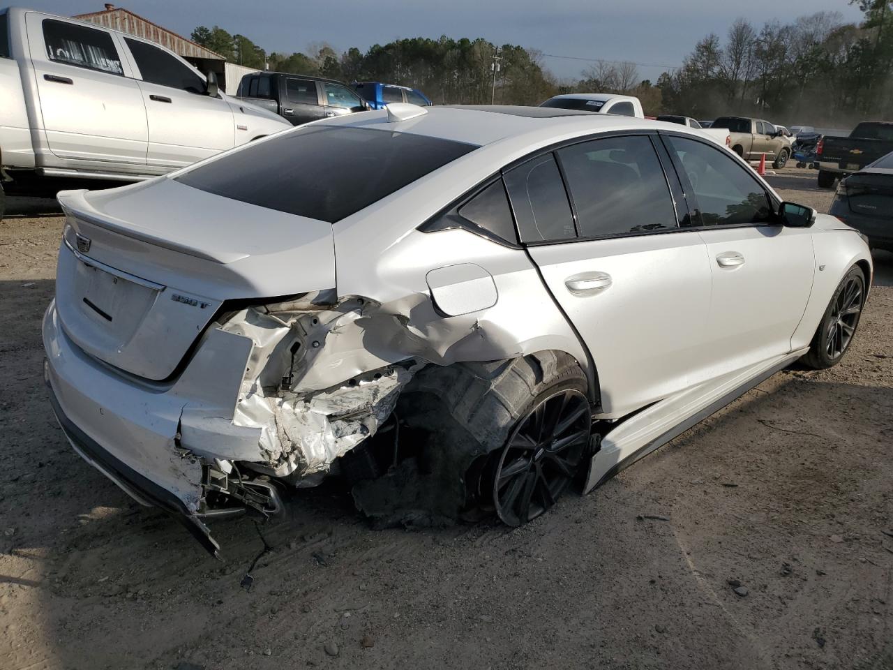 Photo 2 VIN: 1G6DP5RK8L0117721 - CADILLAC CT5 