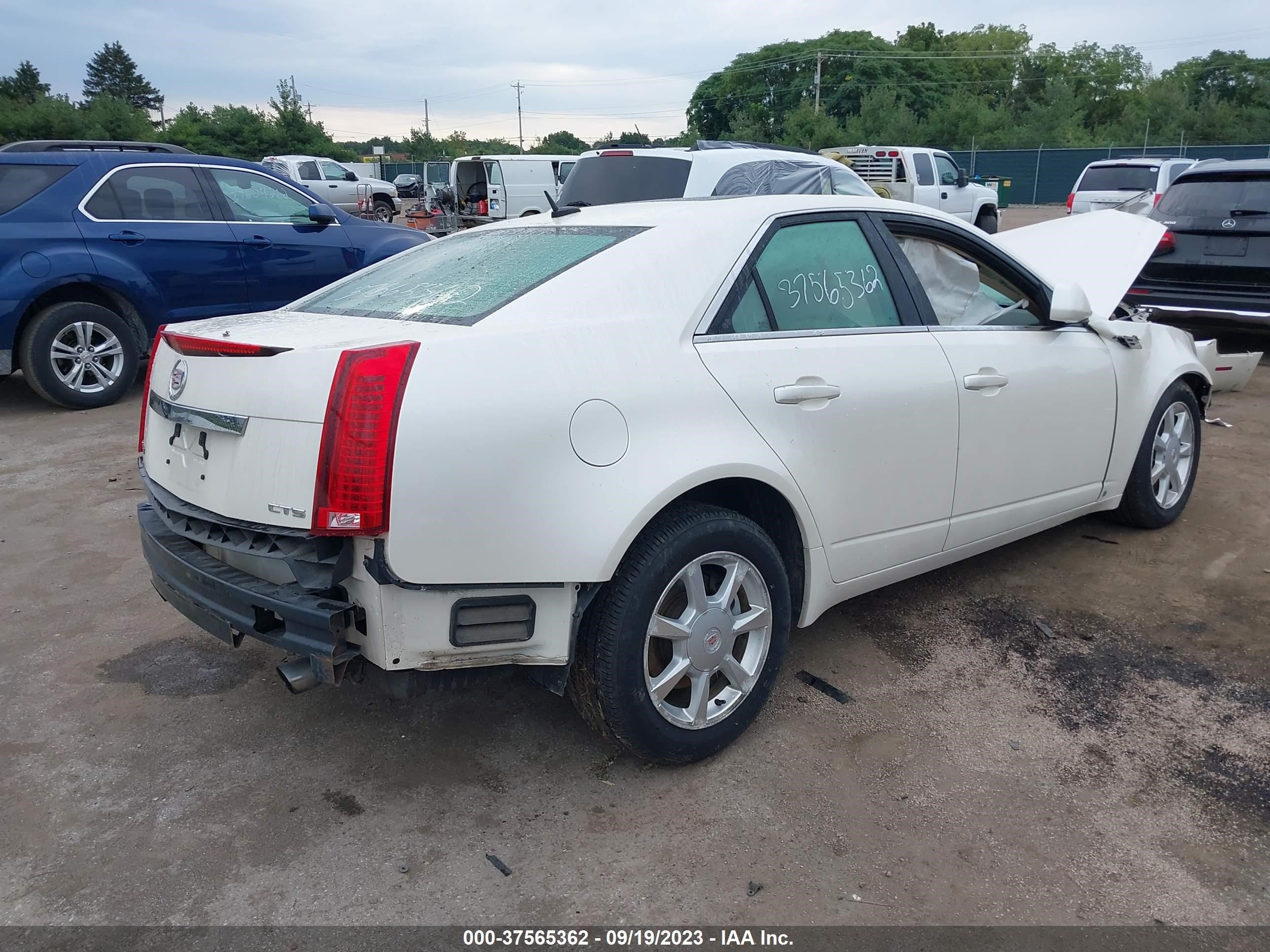 Photo 3 VIN: 1G6DR57V380211794 - CADILLAC CTS 