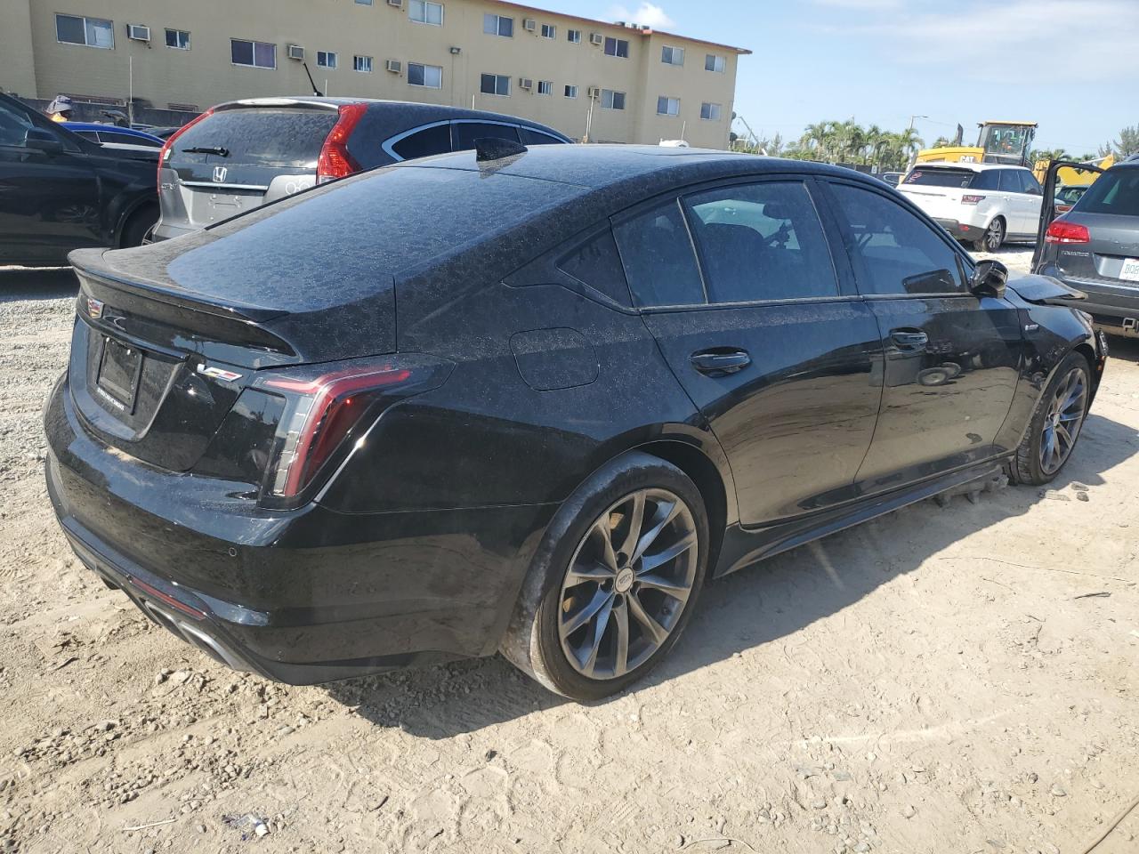 Photo 2 VIN: 1G6DR5RW1L0137340 - CADILLAC CT5 