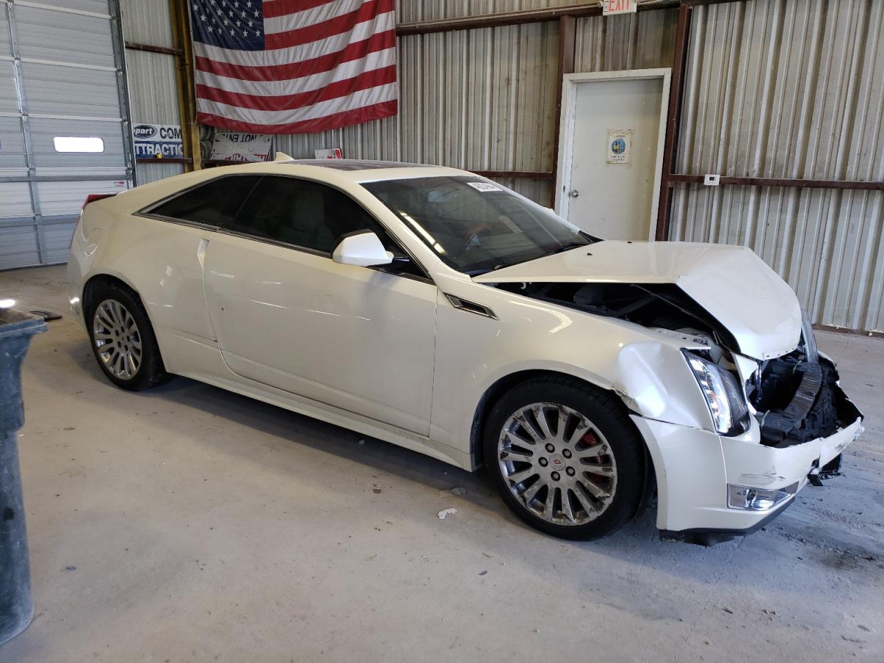 Photo 3 VIN: 1G6DS1ED6B0136846 - CADILLAC CTS 