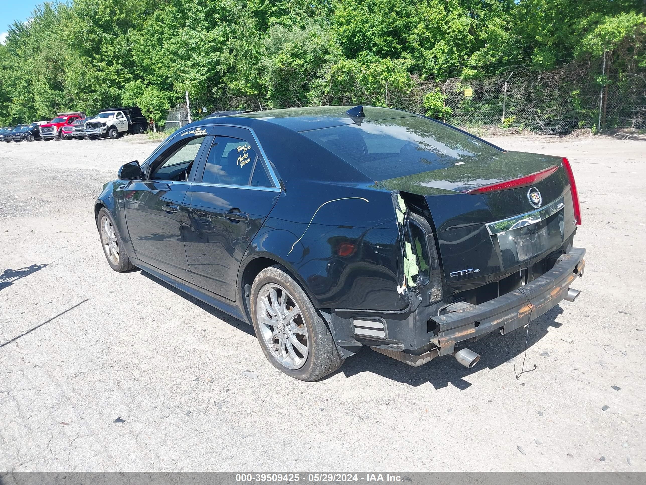 Photo 2 VIN: 1G6DS5ED2B0145759 - CADILLAC CTS 