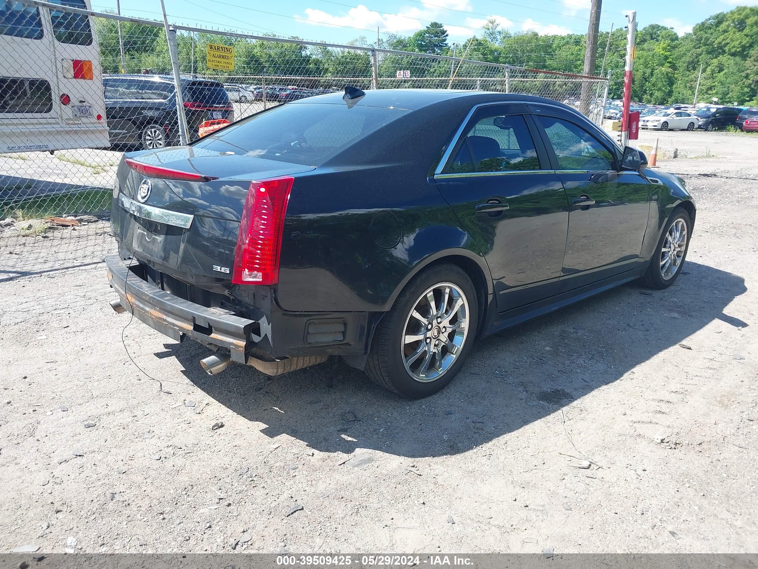 Photo 3 VIN: 1G6DS5ED2B0145759 - CADILLAC CTS 