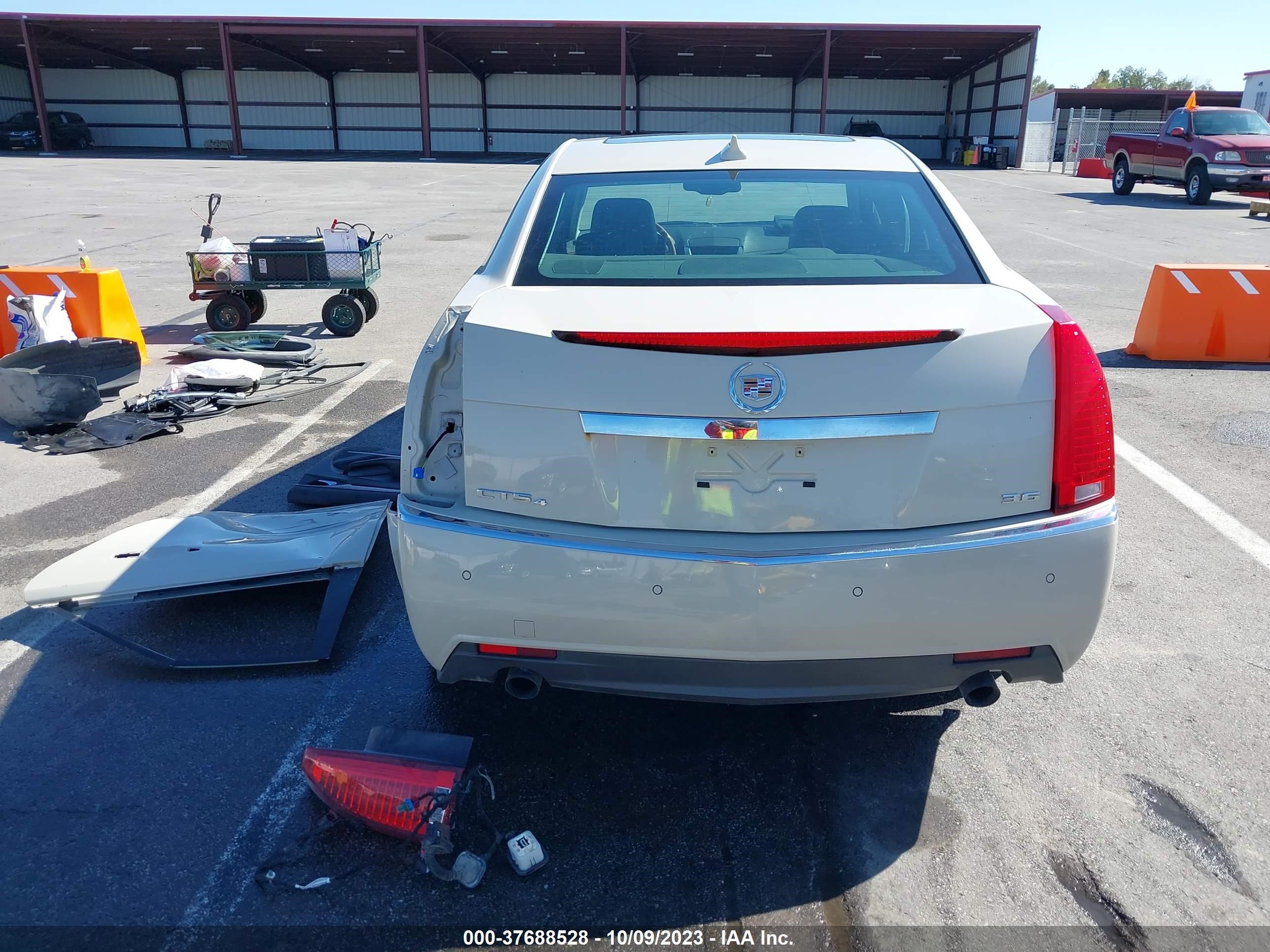 Photo 16 VIN: 1G6DS5EV7A0123831 - CADILLAC CTS 