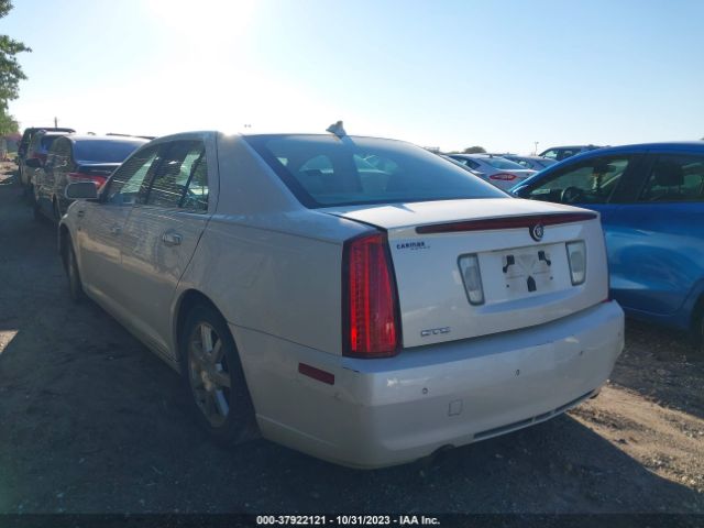 Photo 2 VIN: 1G6DU6EV8A0120954 - CADILLAC STS 