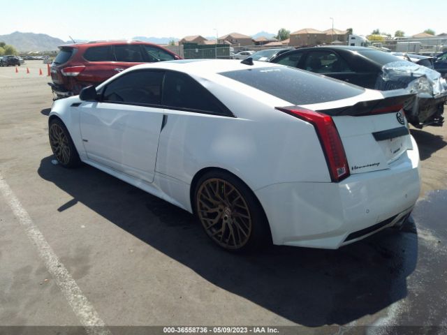 Photo 2 VIN: 1G6DV1EP1B0102332 - CADILLAC CTS-V 