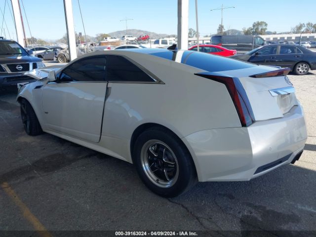 Photo 2 VIN: 1G6DV1EP6C0103848 - CADILLAC CTS-V 