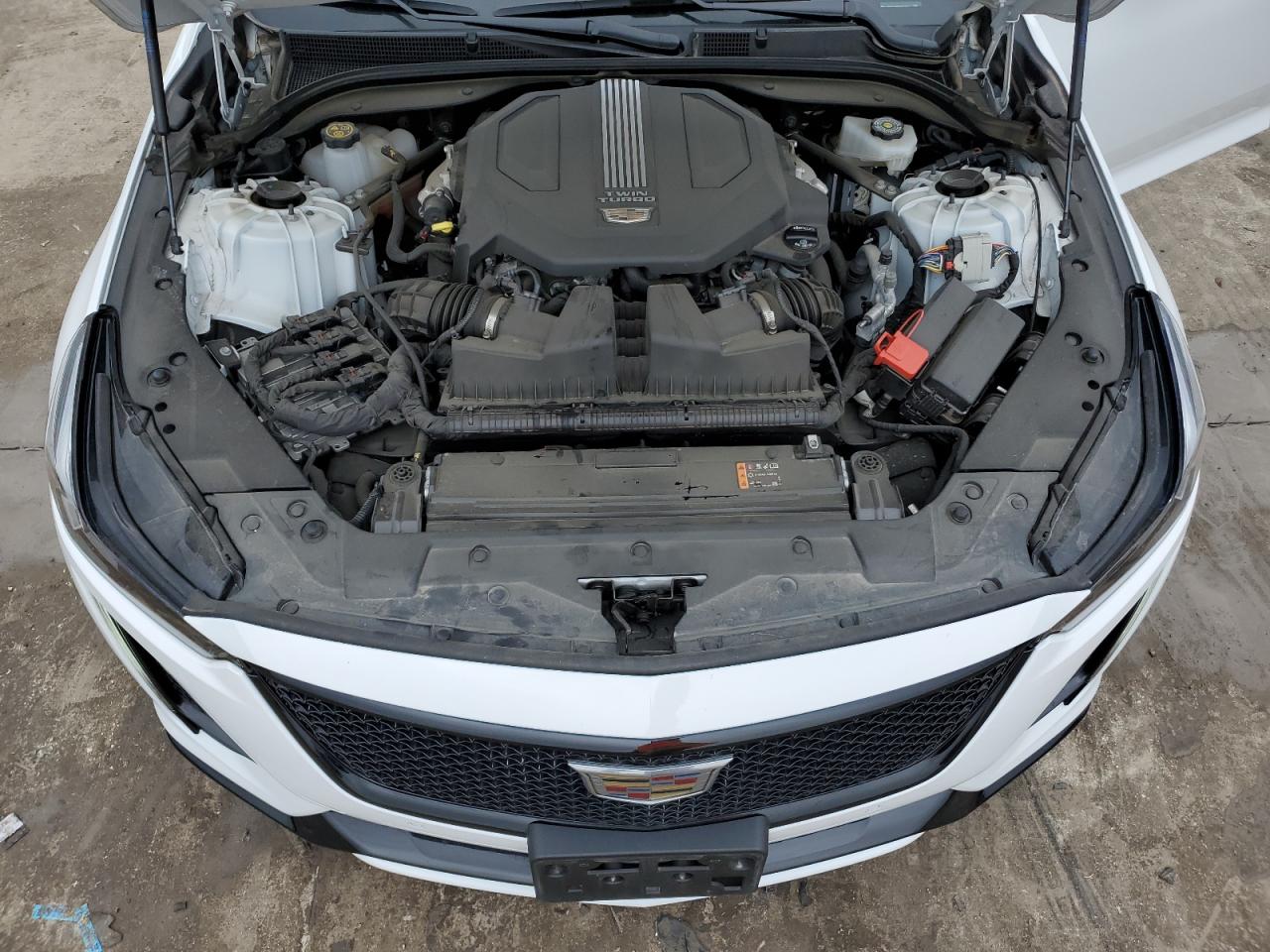 Photo 10 VIN: 1G6DV5RW4N0117467 - CADILLAC CT5 