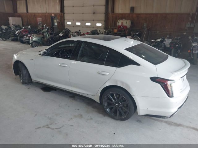 Photo 2 VIN: 1G6DV5RW9N0116301 - CADILLAC CT5 