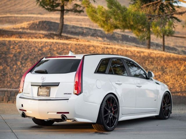 Photo 8 VIN: 1G6DV8EP1D0118123 - CADILLAC CTS-V WAGON 