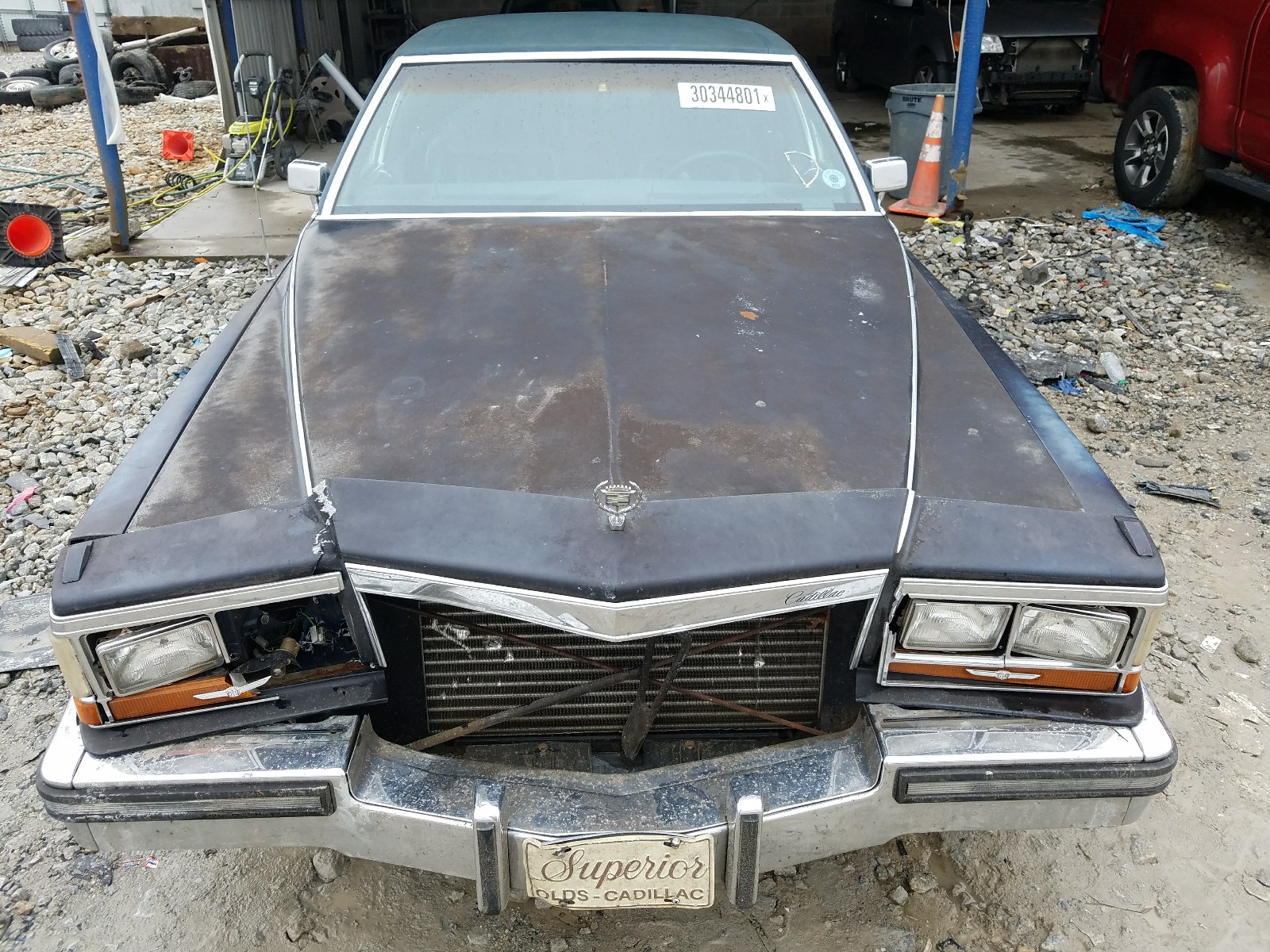 Photo 6 VIN: 1G6DW51Y0JR756283 - CADILLAC BROUGHAM 